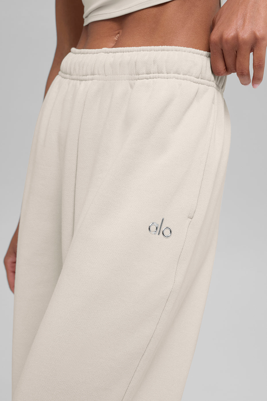 Alo Yoga Women'S Accolade Straight Leg Sweatpant