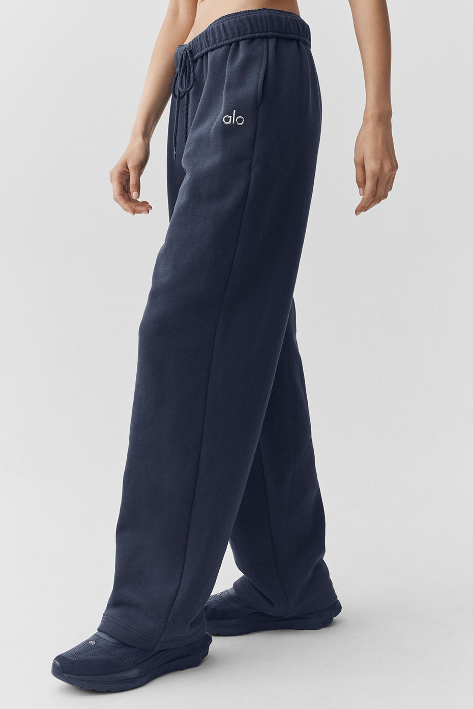 Alo Yoga Women'S Accolade Straight Leg Sweatpant
