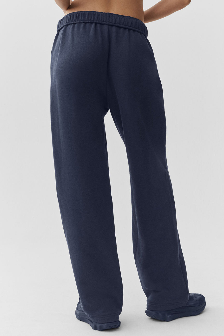 Alo Yoga Women'S Accolade Straight Leg Sweatpant