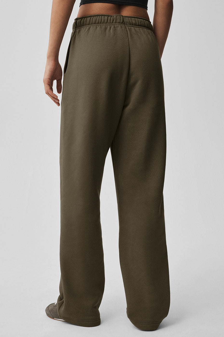 Alo Yoga Women'S Accolade Straight Leg Sweatpant