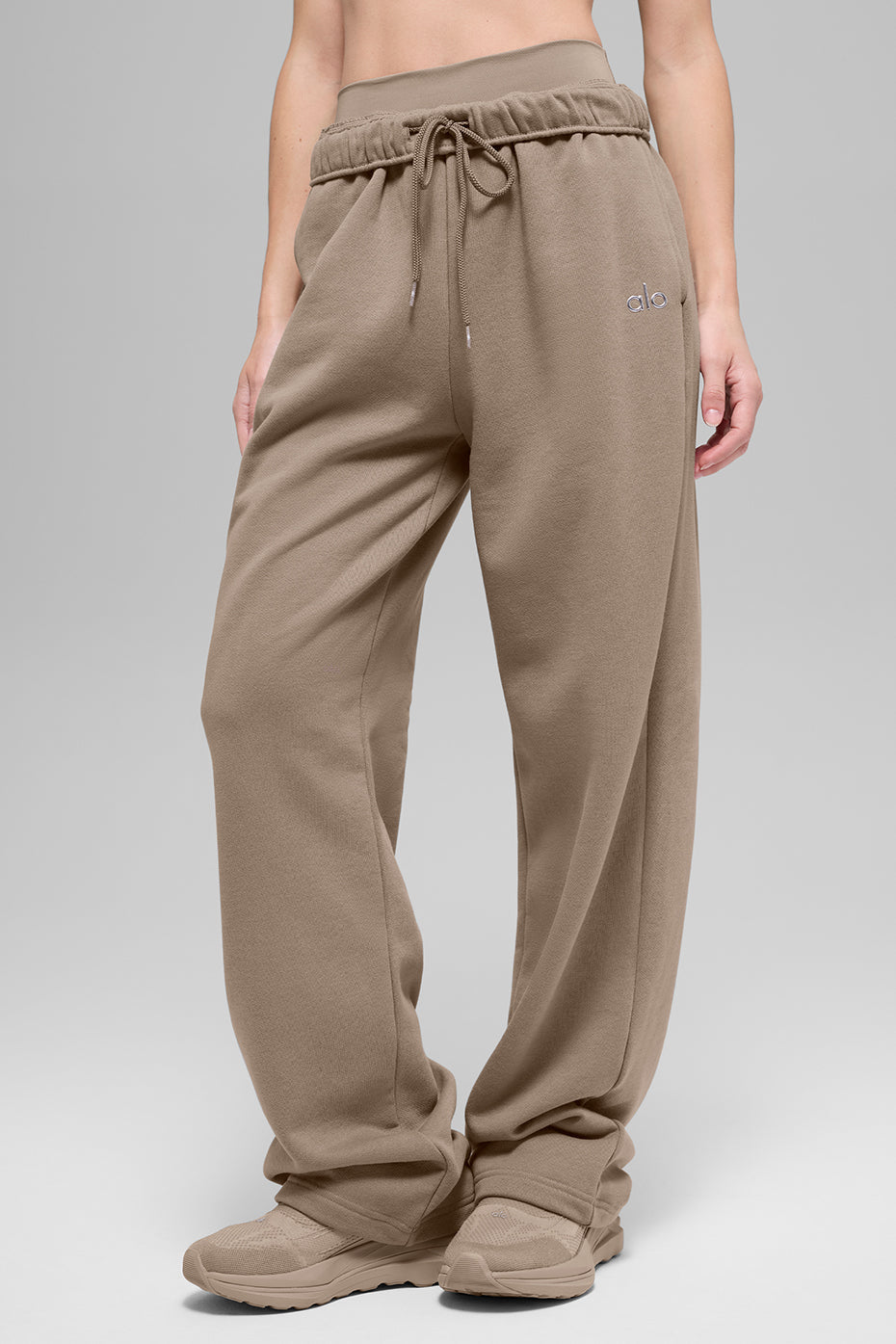 Alo Yoga Women'S Accolade Straight Leg Sweatpant
