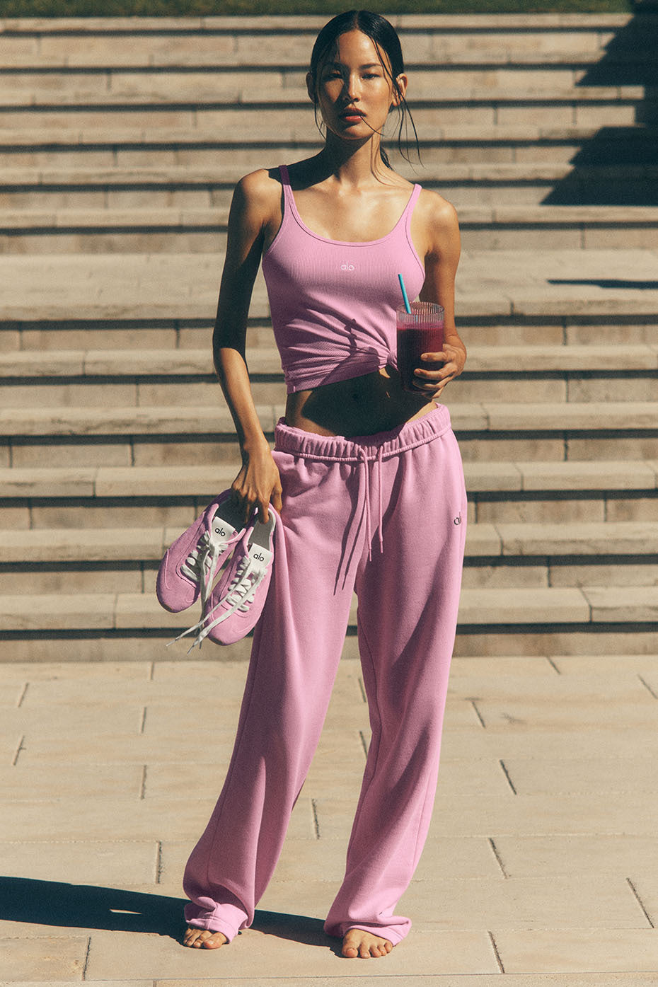 Alo Yoga Women'S Accolade Straight Leg Sweatpant