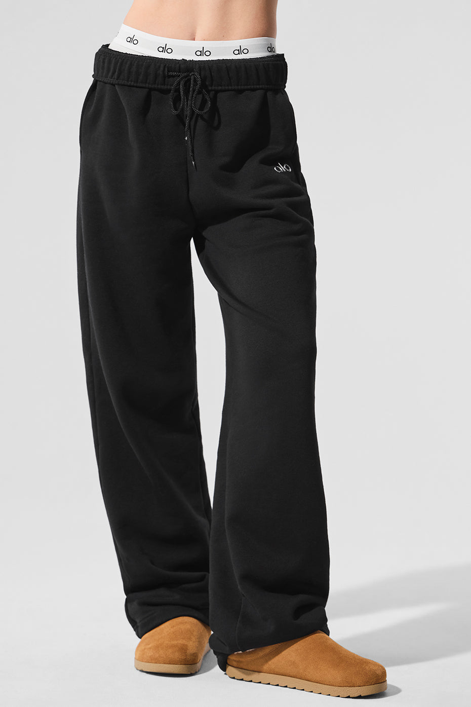Alo Yoga Women'S Accolade Straight Leg Sweatpant