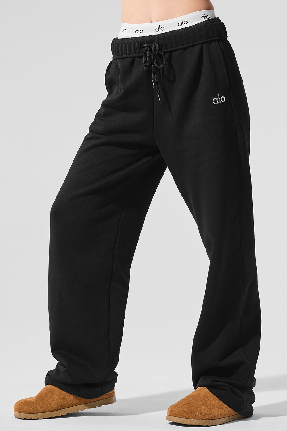 Alo Yoga Women'S Accolade Straight Leg Sweatpant