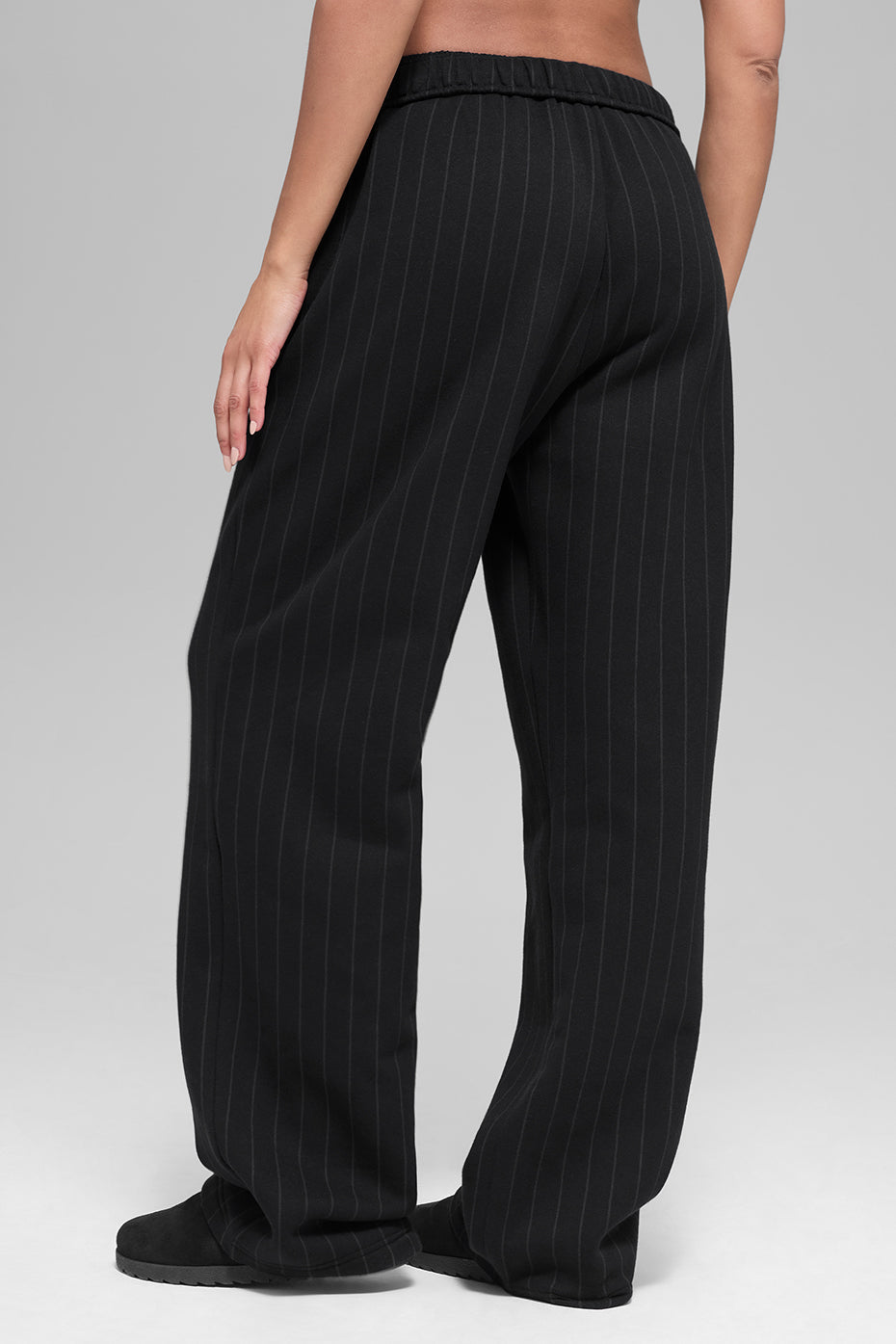 Alo Yoga Women'S Pinstripe Straight Leg Sweatpant