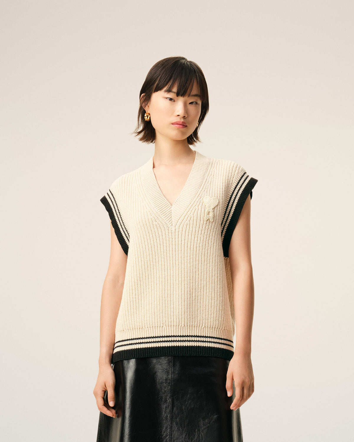 White Ribbed Wool Sleeveless Ami De Coeur Sweater