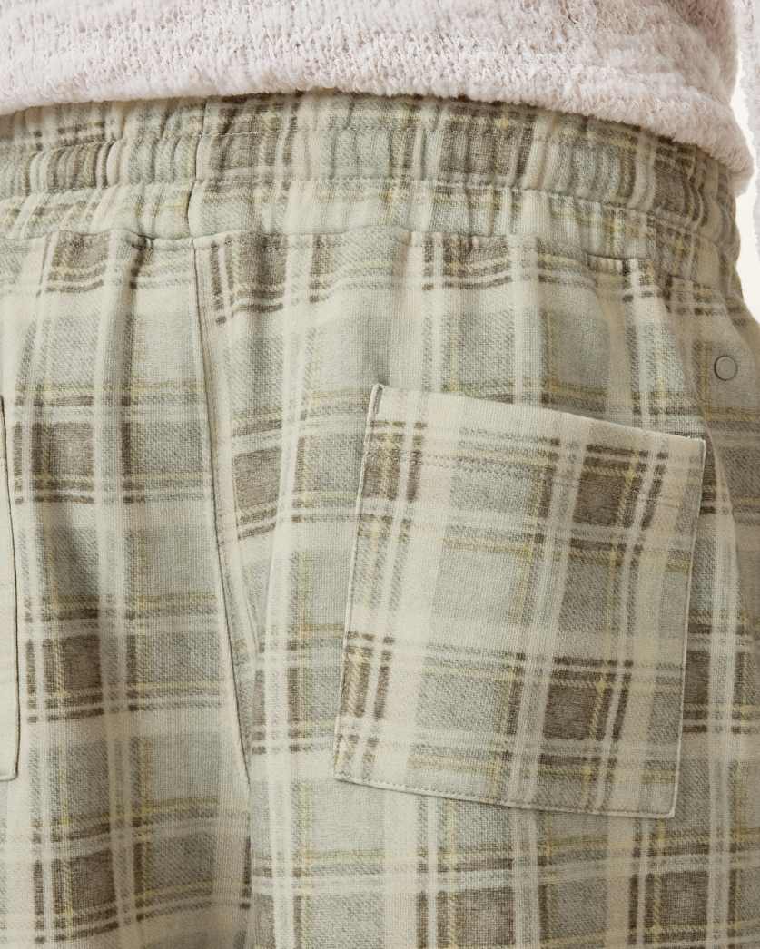 #color_dusty-light-brown