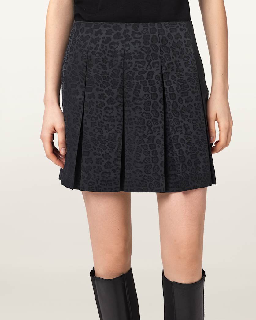 #color_leppo-black