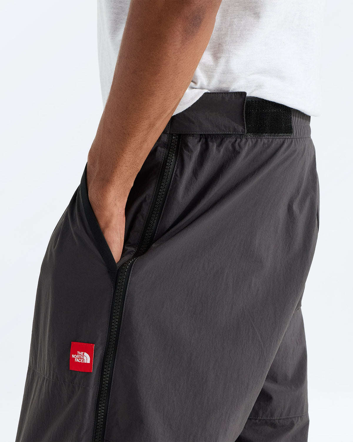 The North Face Unisex TNF™ Red Box Full-Zip Pants