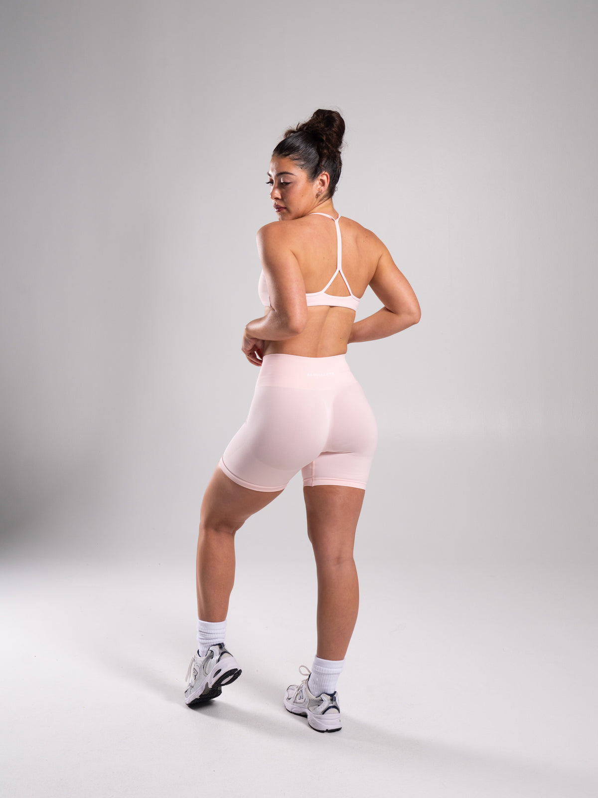 Alphalete Women's Pump High Rise Short