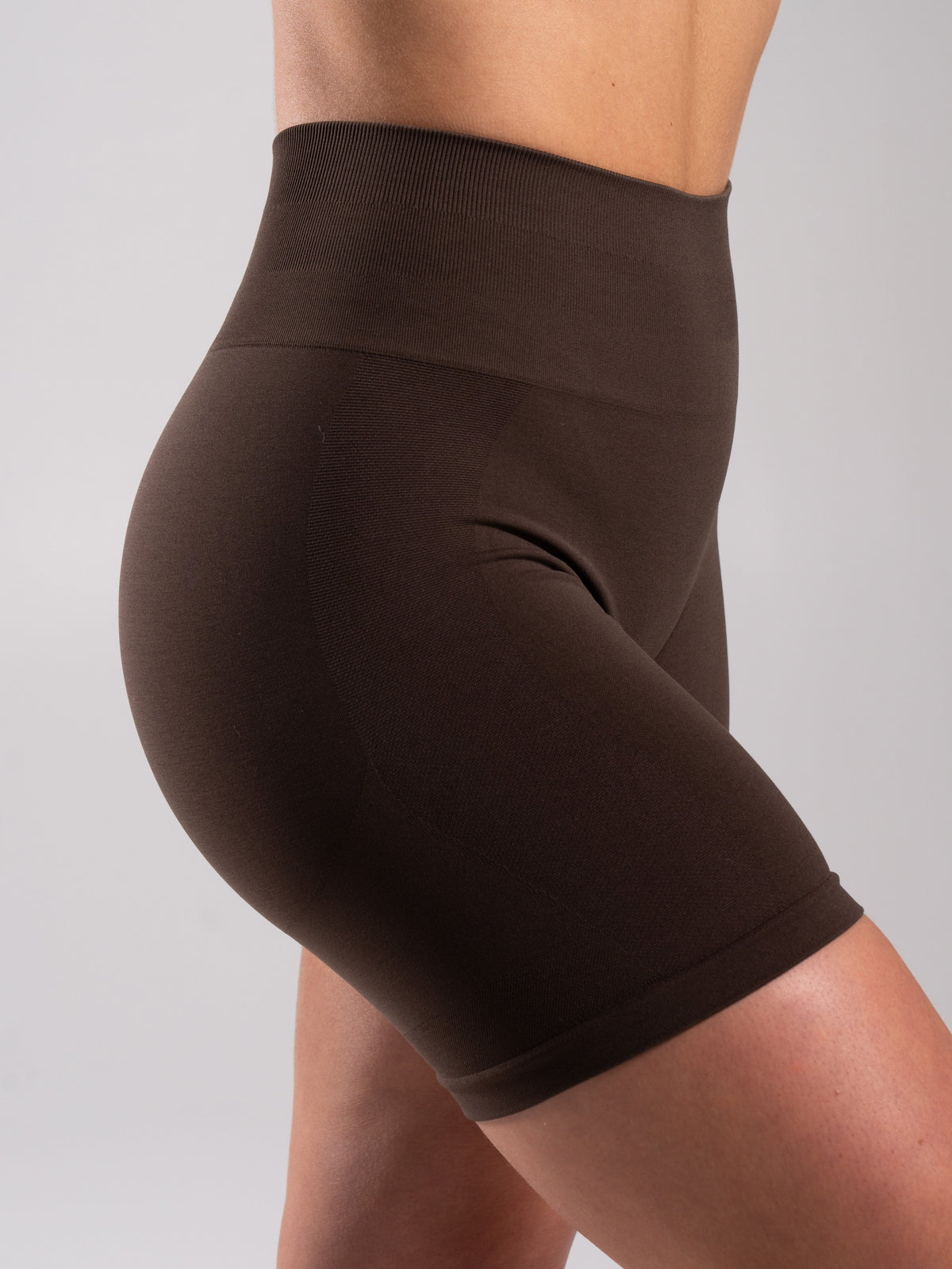 Alphalete Women's Pump High Rise Short