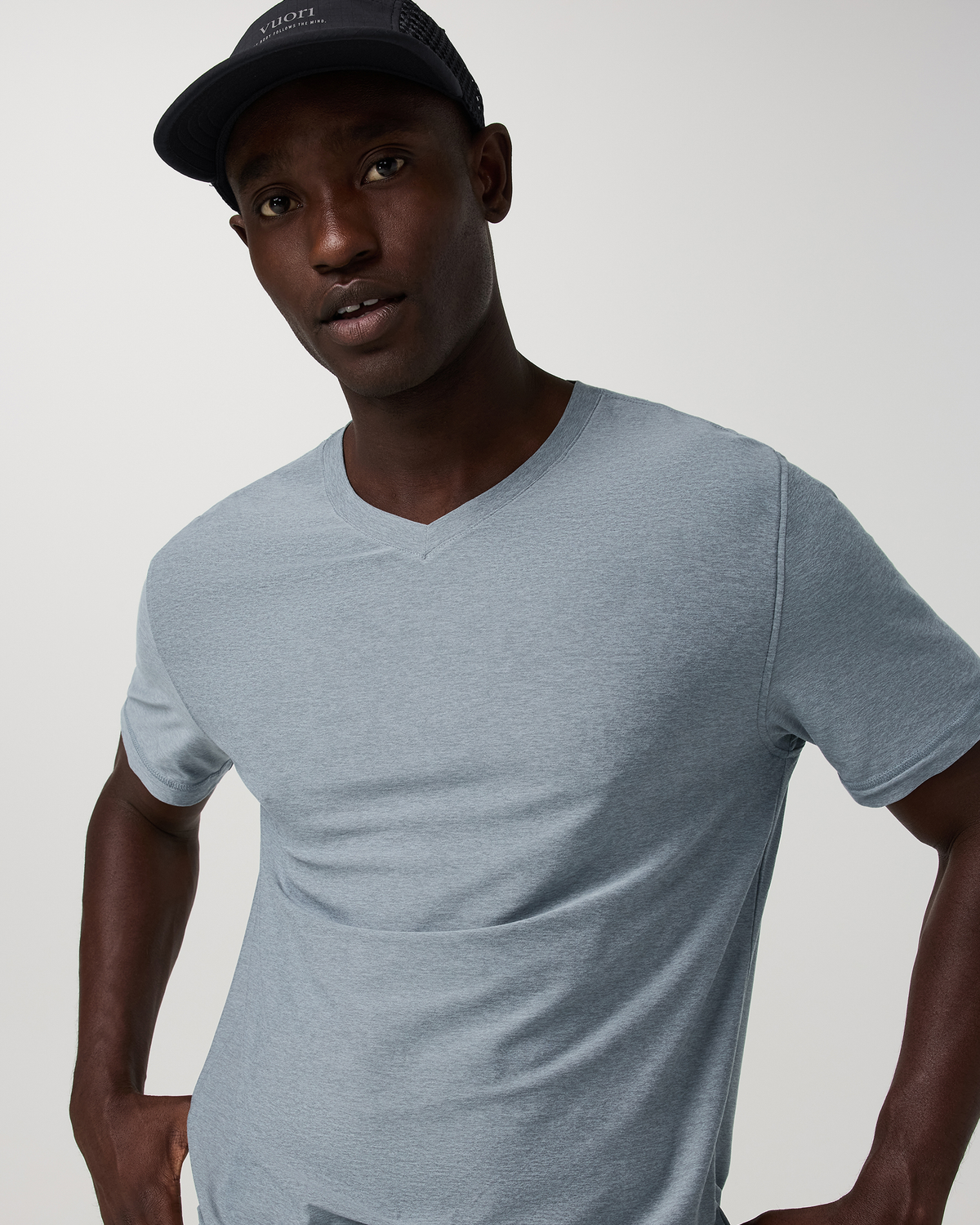 Vuori Strato Tech Vneck Tee