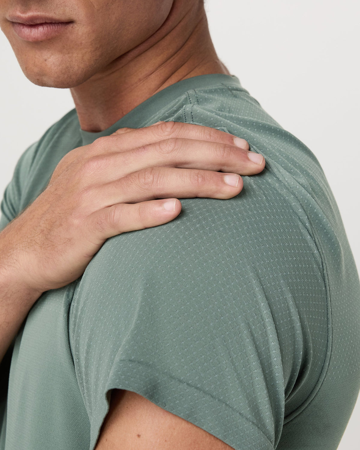 Vuori Short Sleeve Clearview Seamless Tee