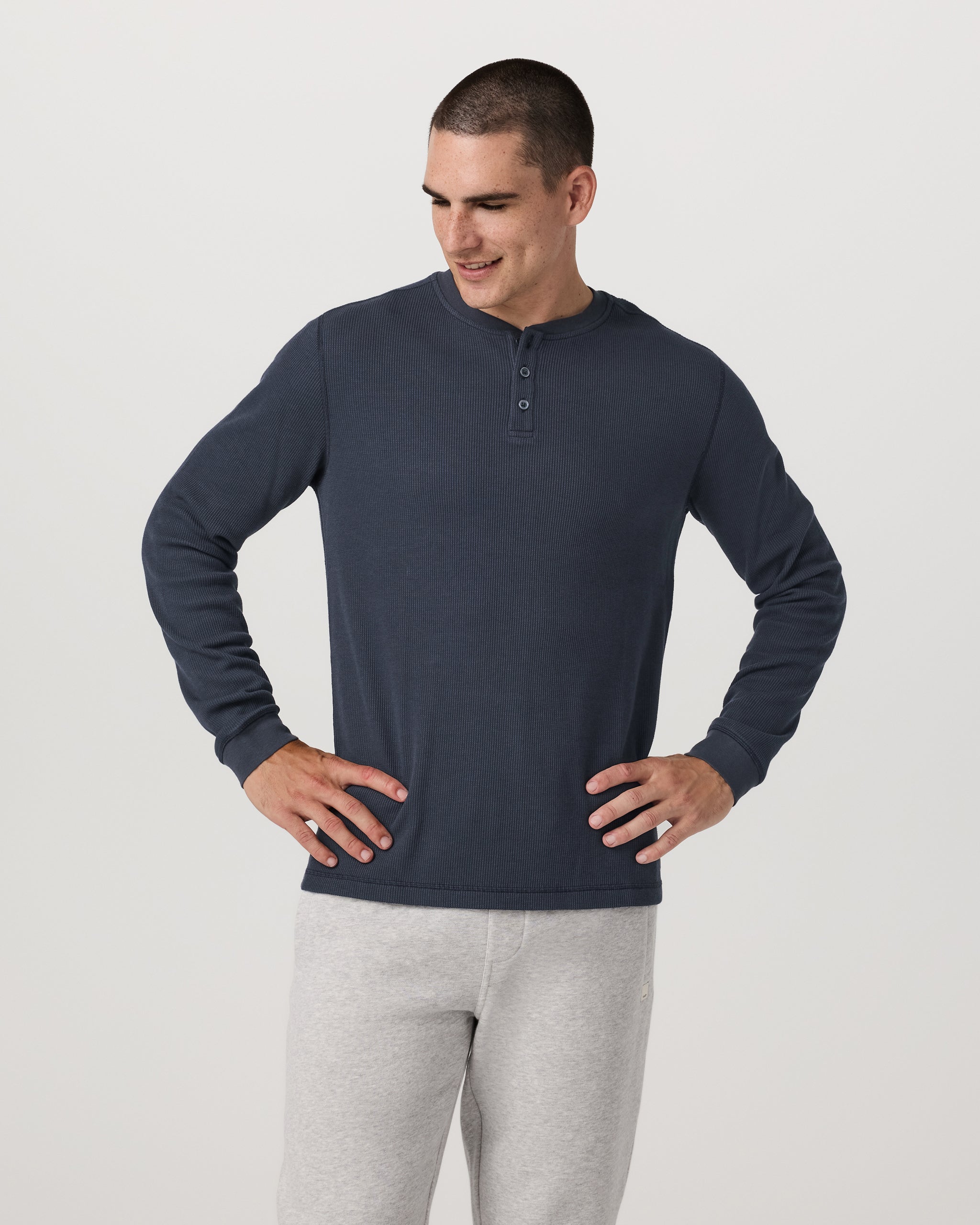 #color_navy
