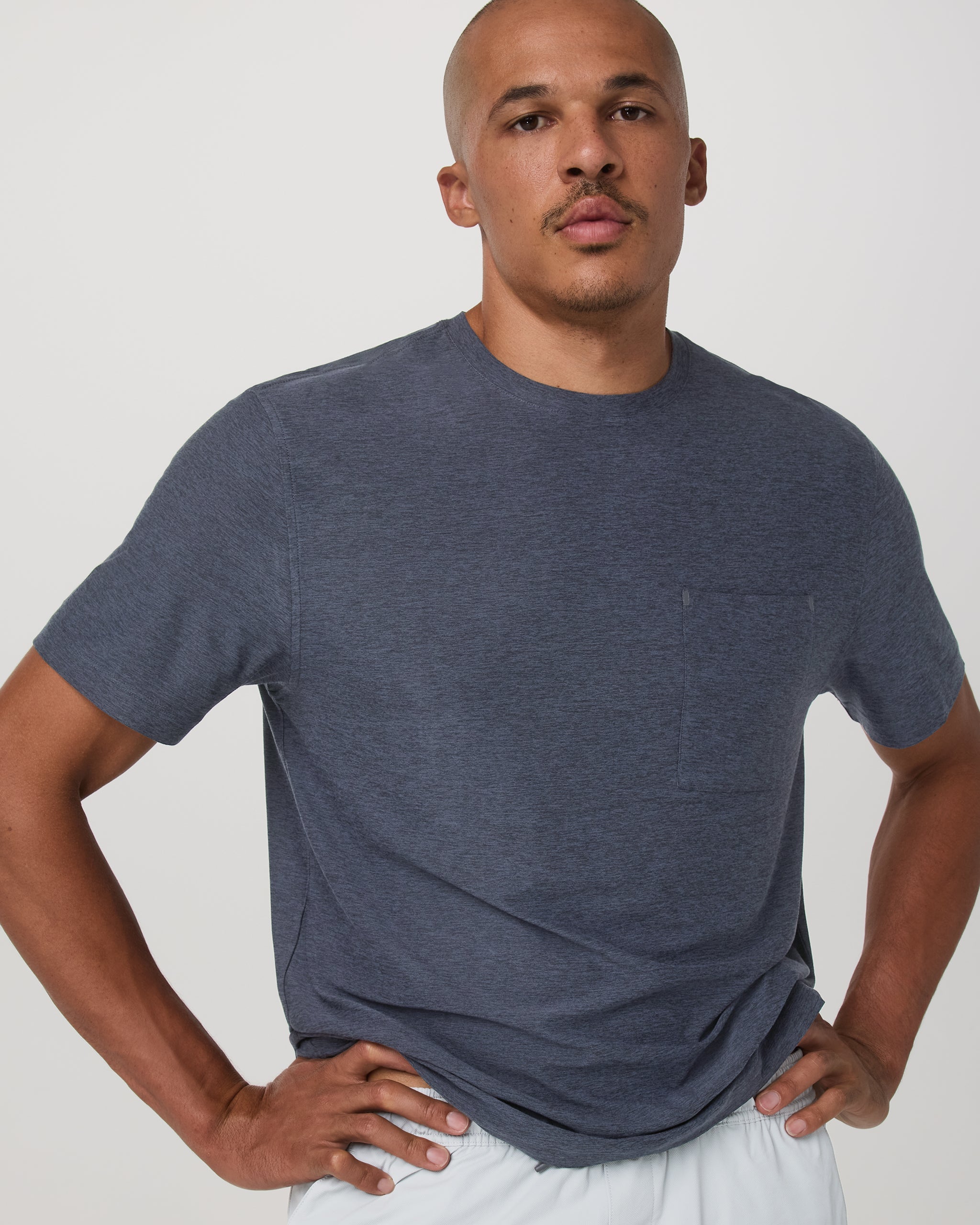 Vuori Short Sleeve Strato Pocket Tee Relaxed Fit