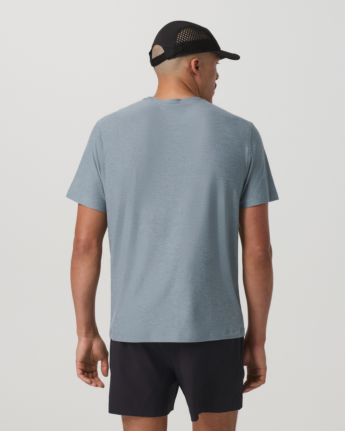 Vuori Short Sleeve Strato Pocket Tee Relaxed Fit