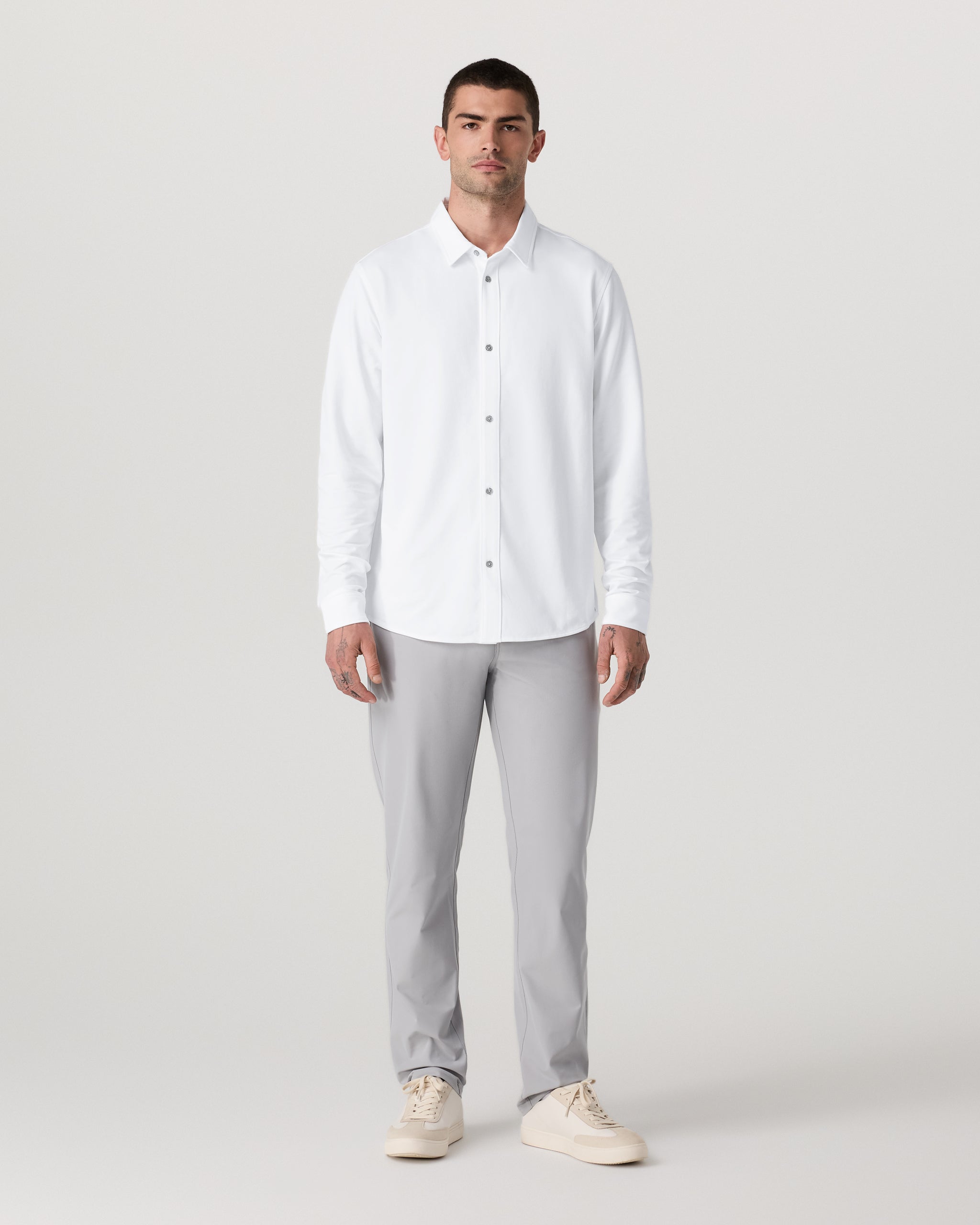 Vuori Long Sleeve Knit Oxford Button Down Classic Fit