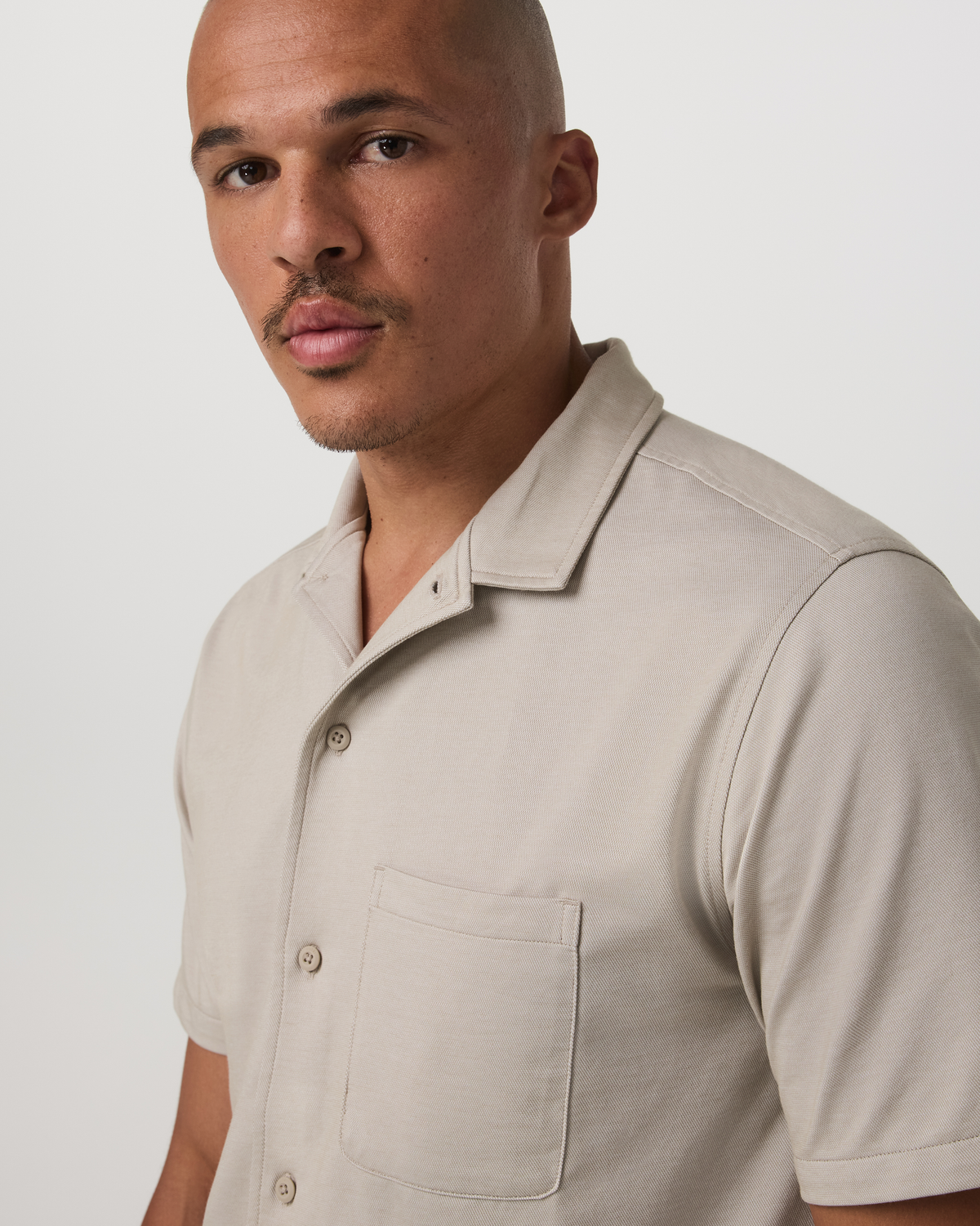 Vuori Short Sleeve Knit Oxford Camp Collar Button Down