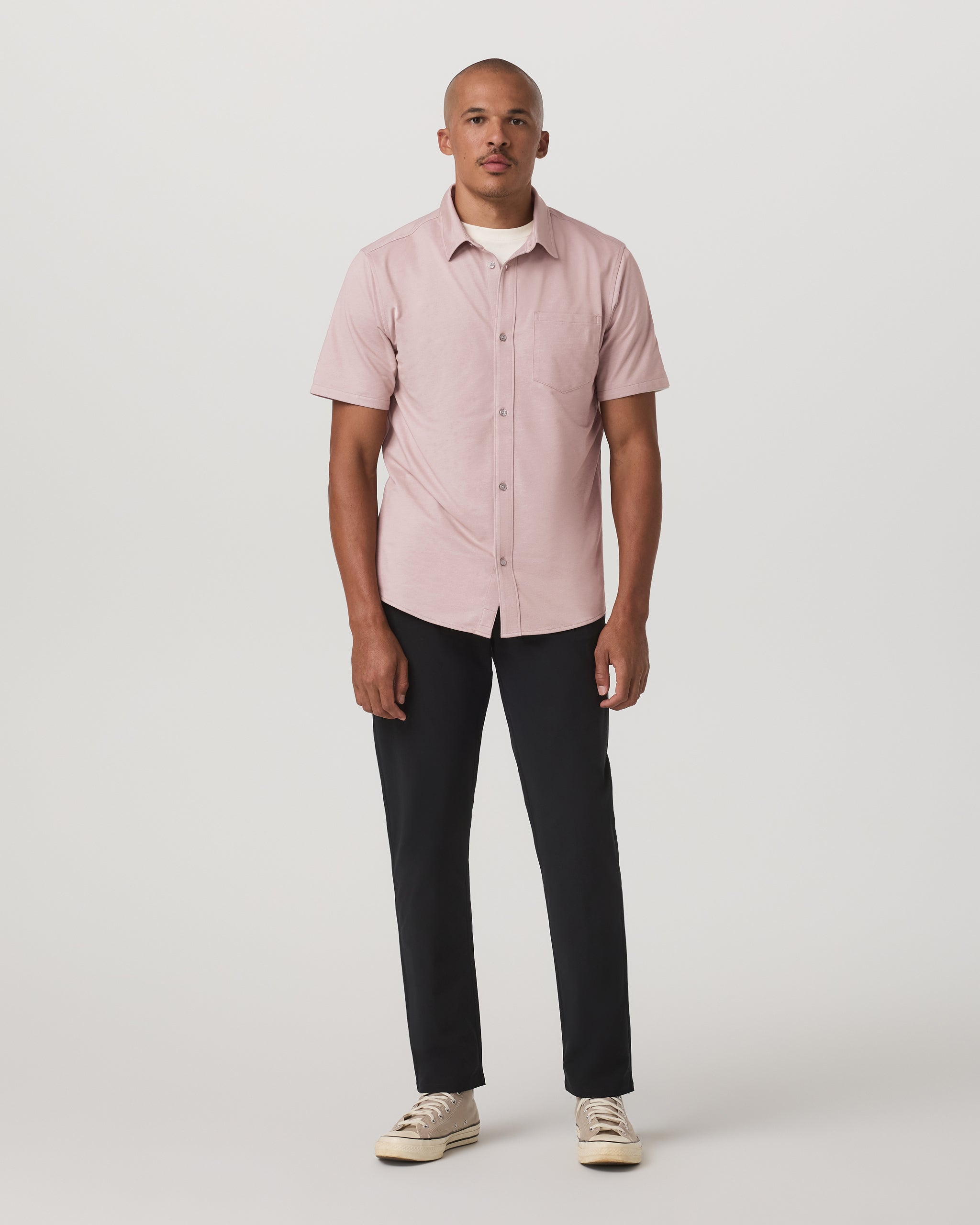 Vuori Short Sleeve Knit Oxford Button Down Classic Fit