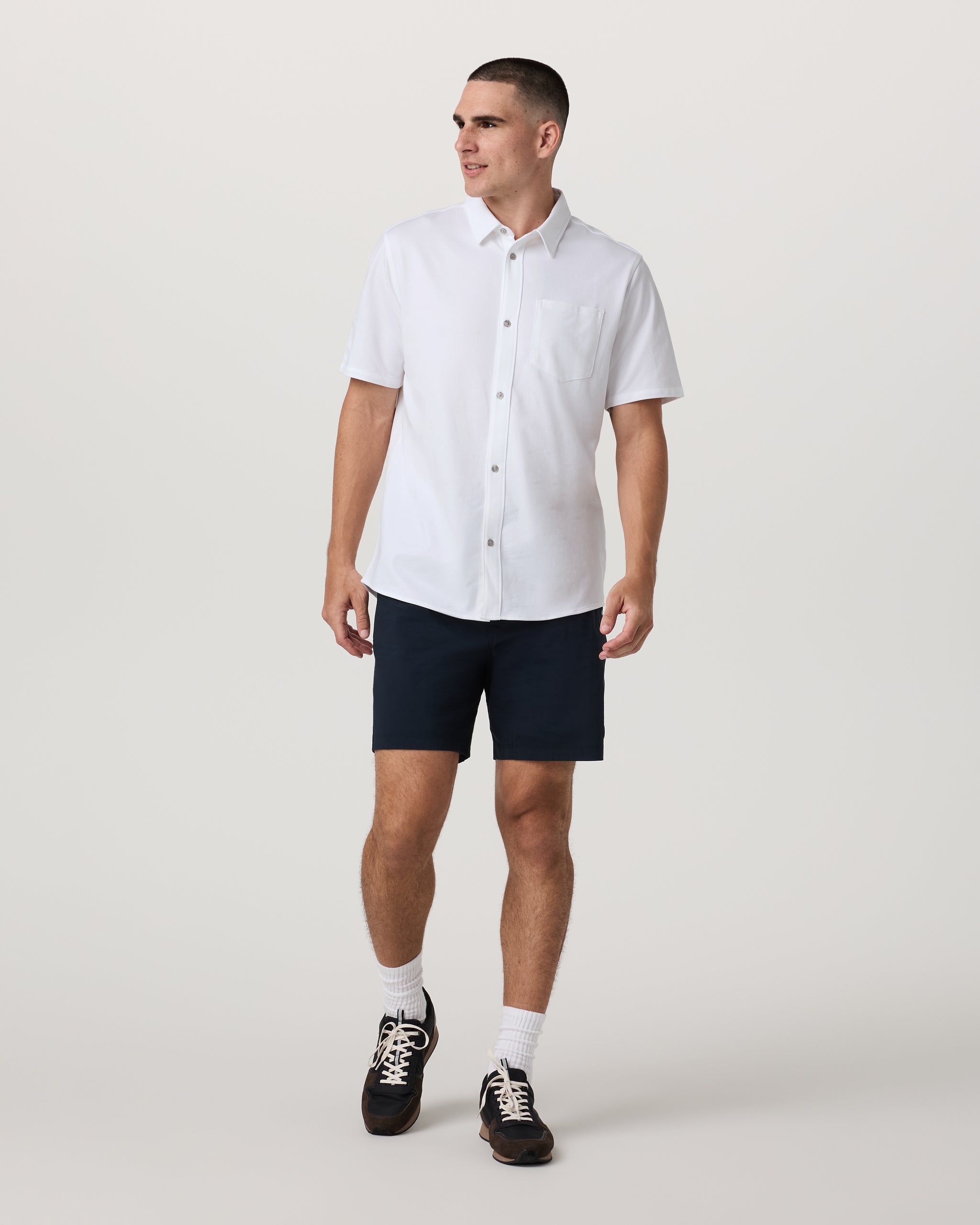 Vuori Short Sleeve Knit Oxford Button Down Classic Fit