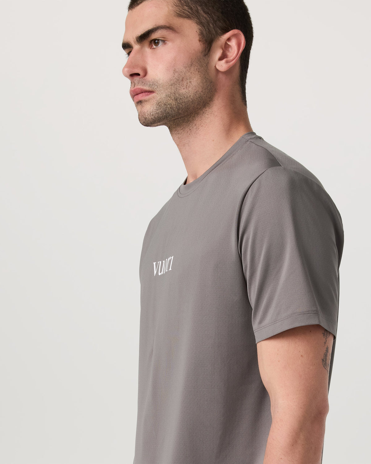 Vuori Short Sleeve Viewpoint Performance Tee 20 Pro