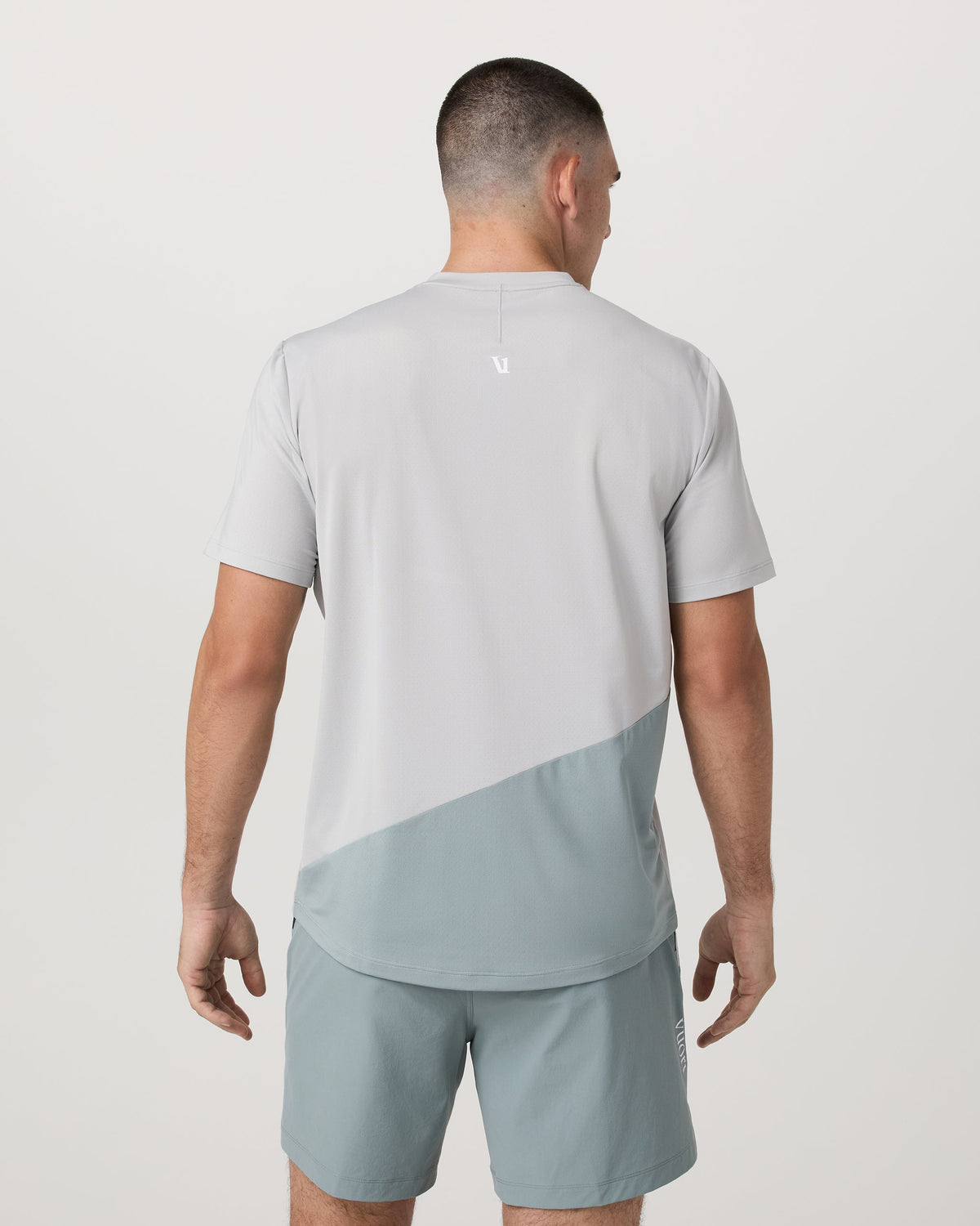 Vuori Short Sleeve Viewpoint Performance Tee 20 Pro