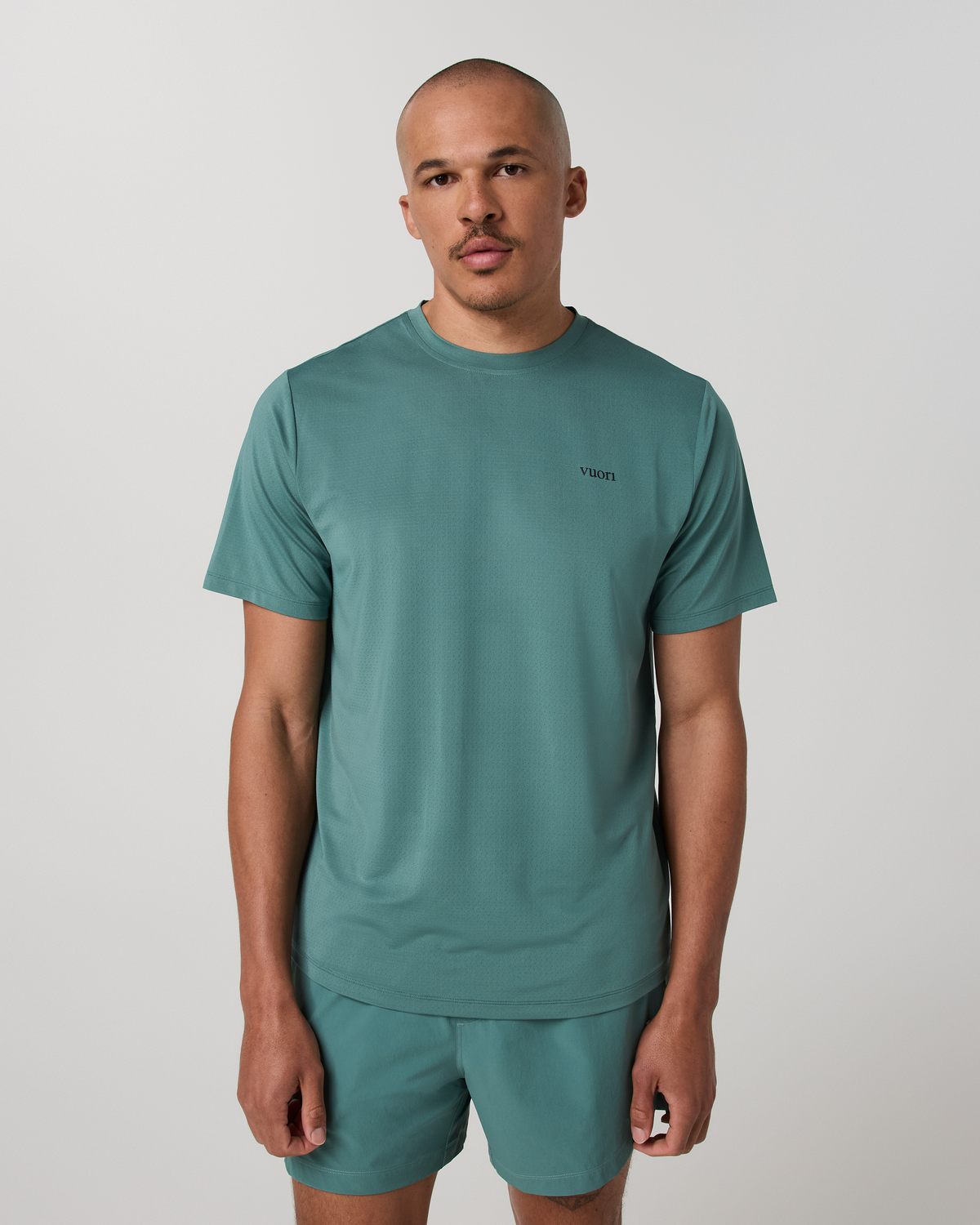 Vuori Short Sleeve Viewpoint Performance Tee 20