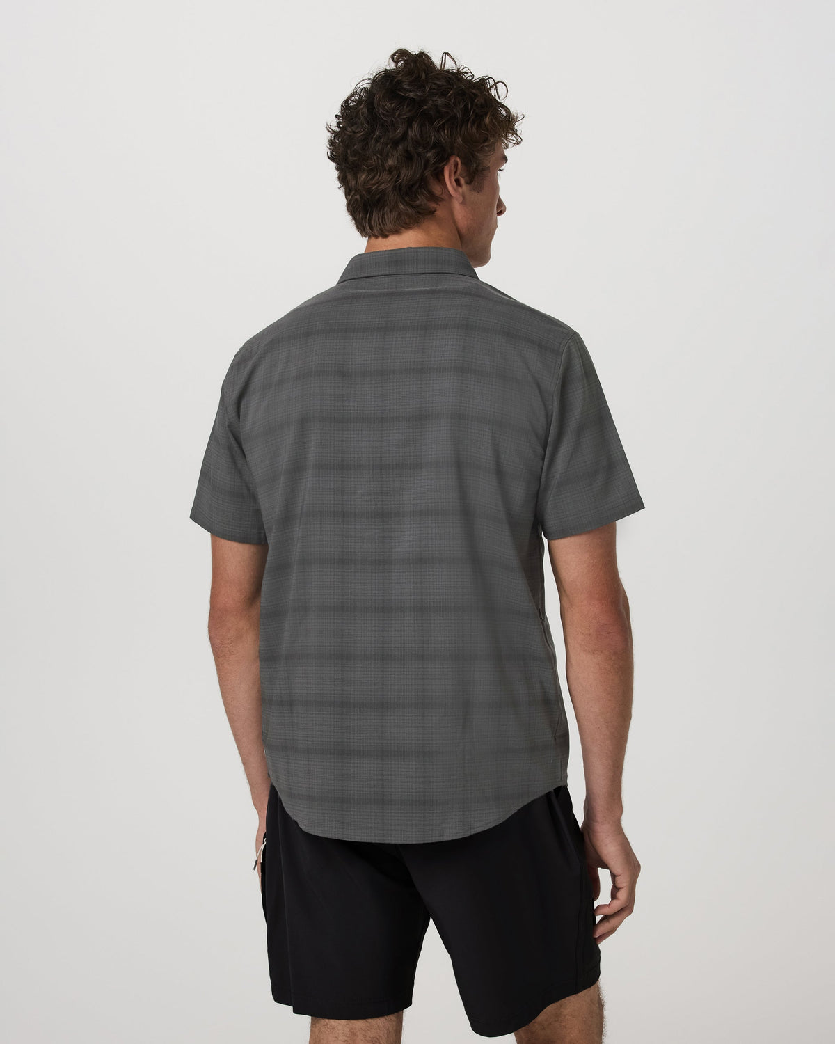 Vuori Short Sleeve Plaid Button Down Shirt