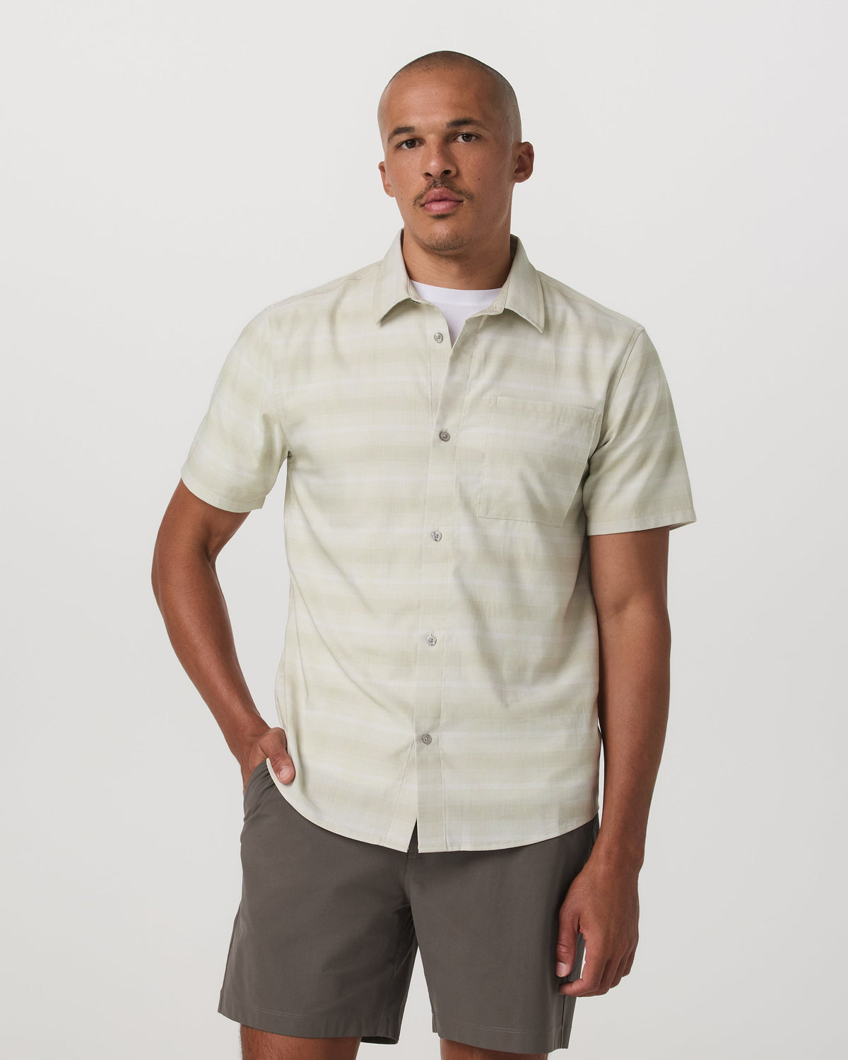 Vuori Short Sleeve Plaid Button Down Shirt