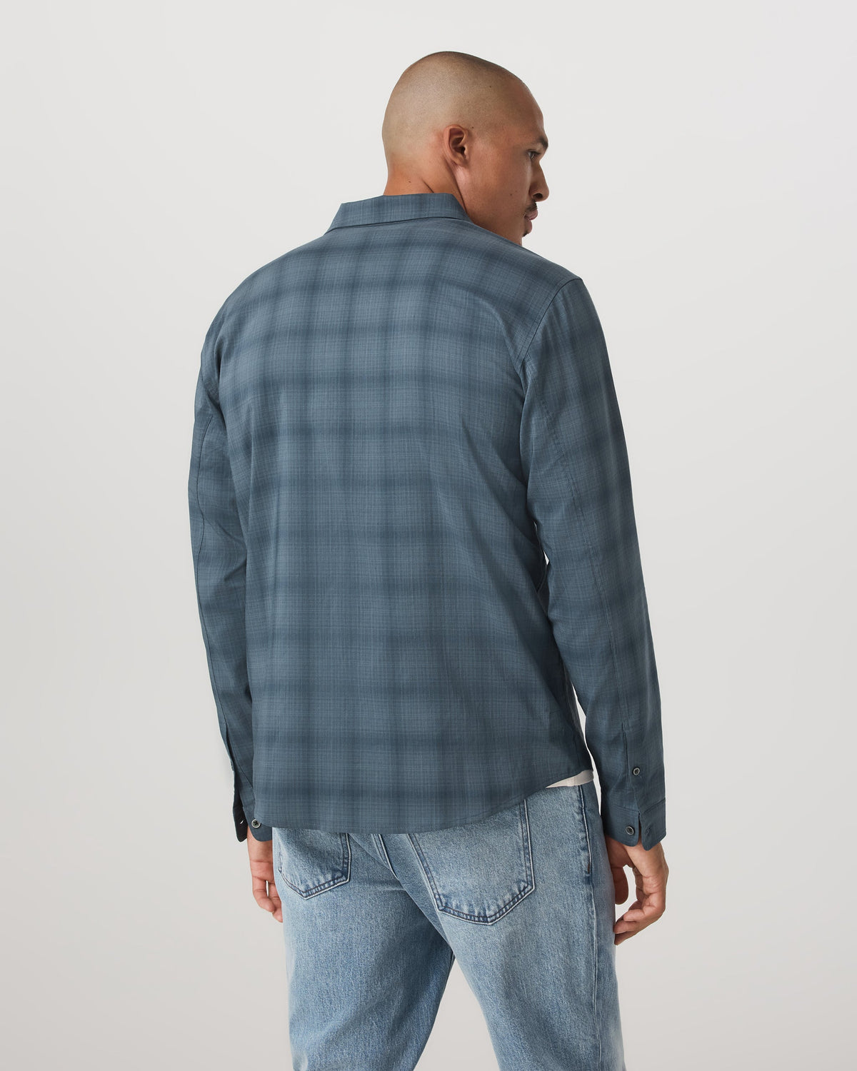 Vuori Long Sleeve Plaid Button Down Shirt