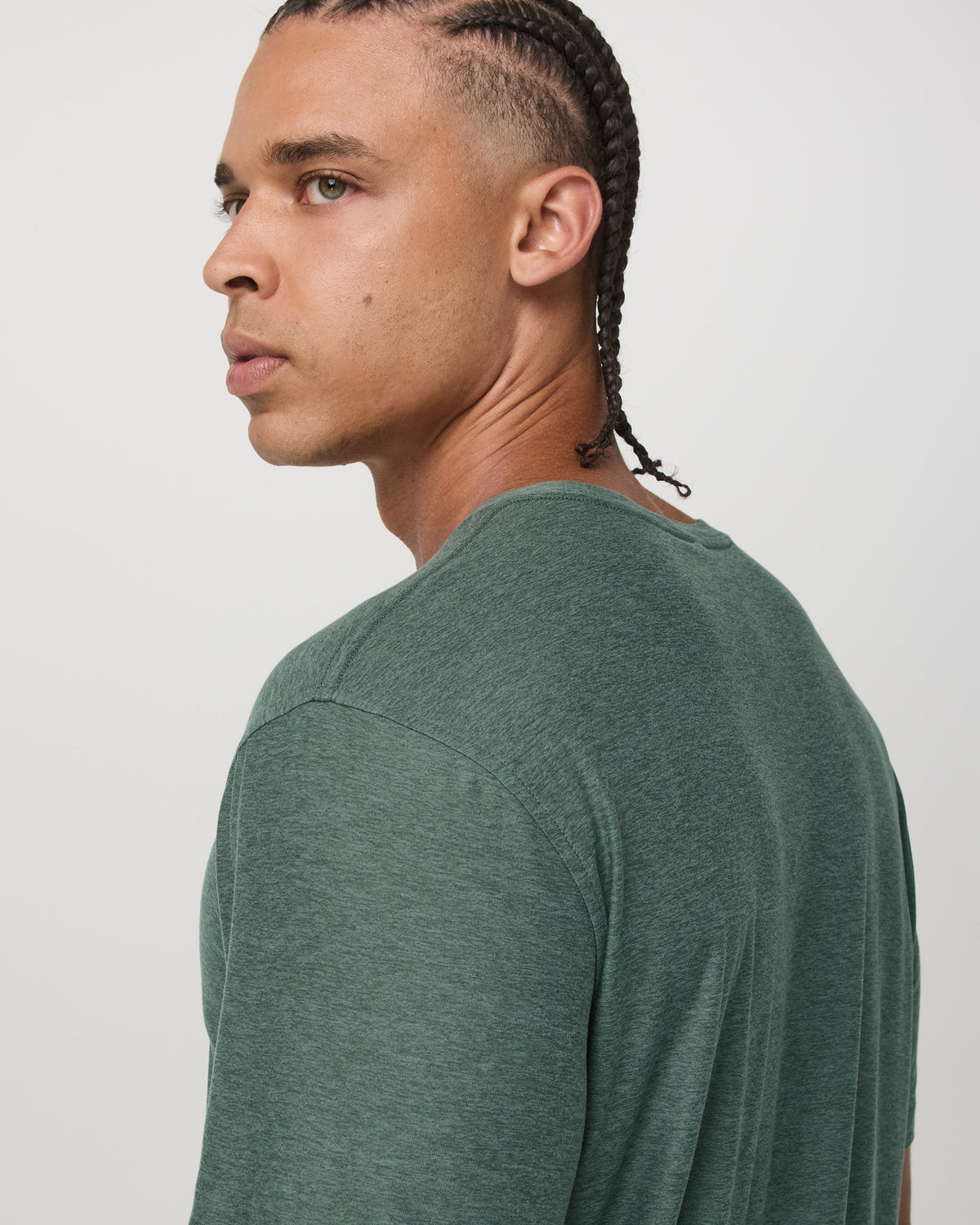 Vuori Short Sleeve Strato Tech Tee Relaxed Fit