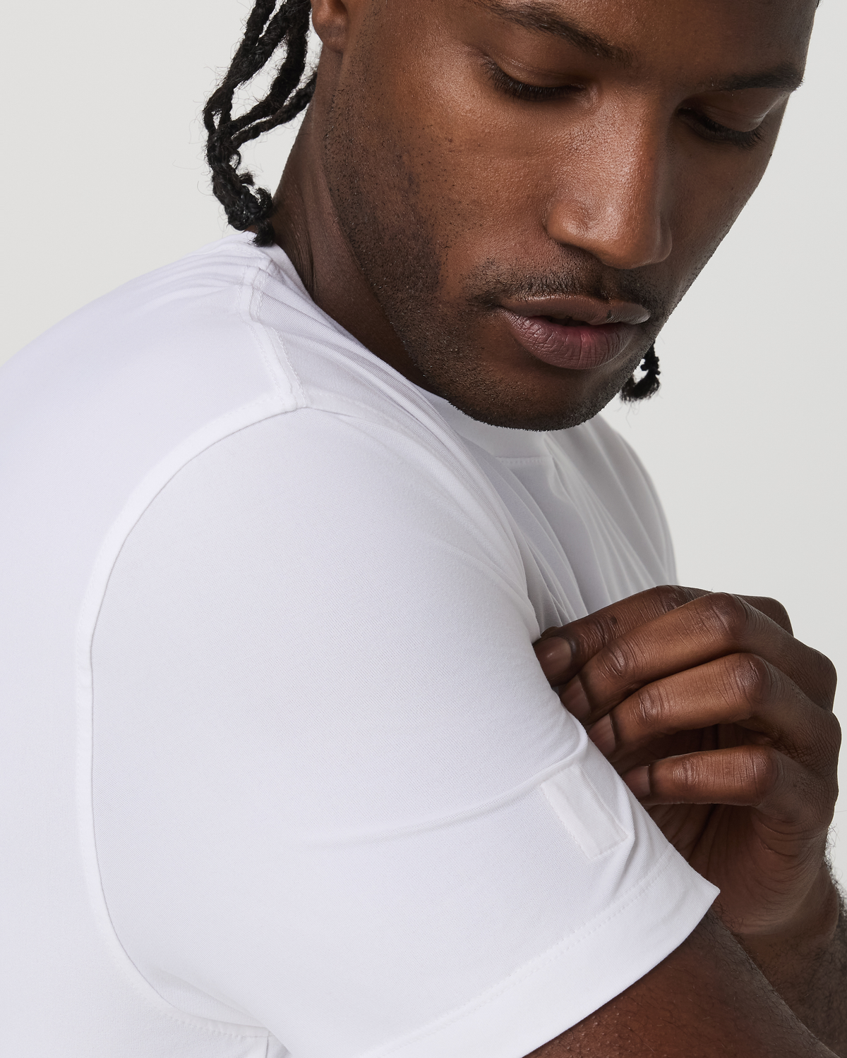 Vuori Short Sleeve Strato Tech Tee Relaxed Fit