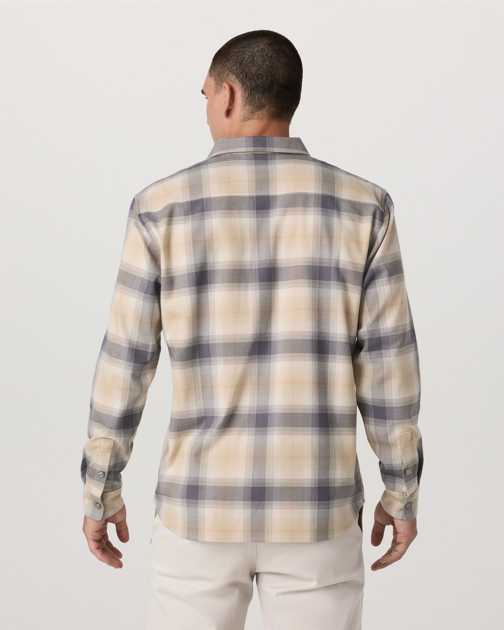 Vuori Long Sleeve Flannel Button Down Shirt