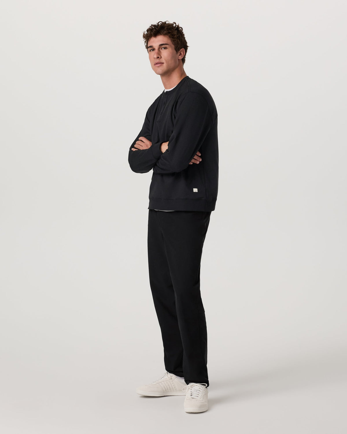Vuori Long Sleeve Coronado Henley Relaxed Fit