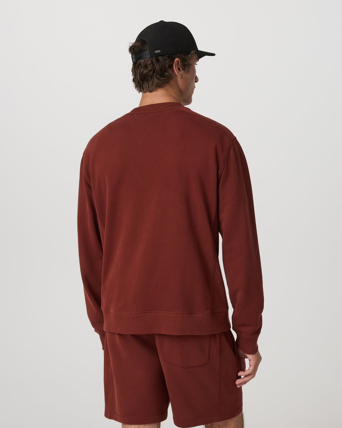 Vuori Cypress Vintage Crew
