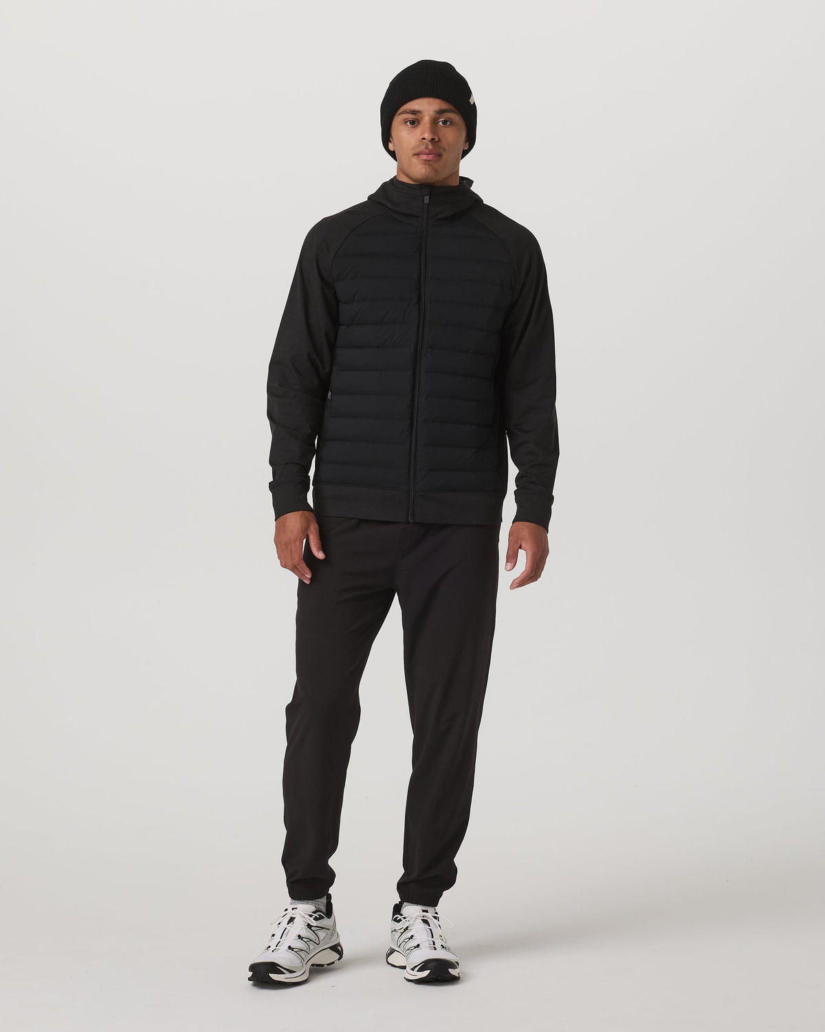 Vuori Steadfast Insulated Hybrid