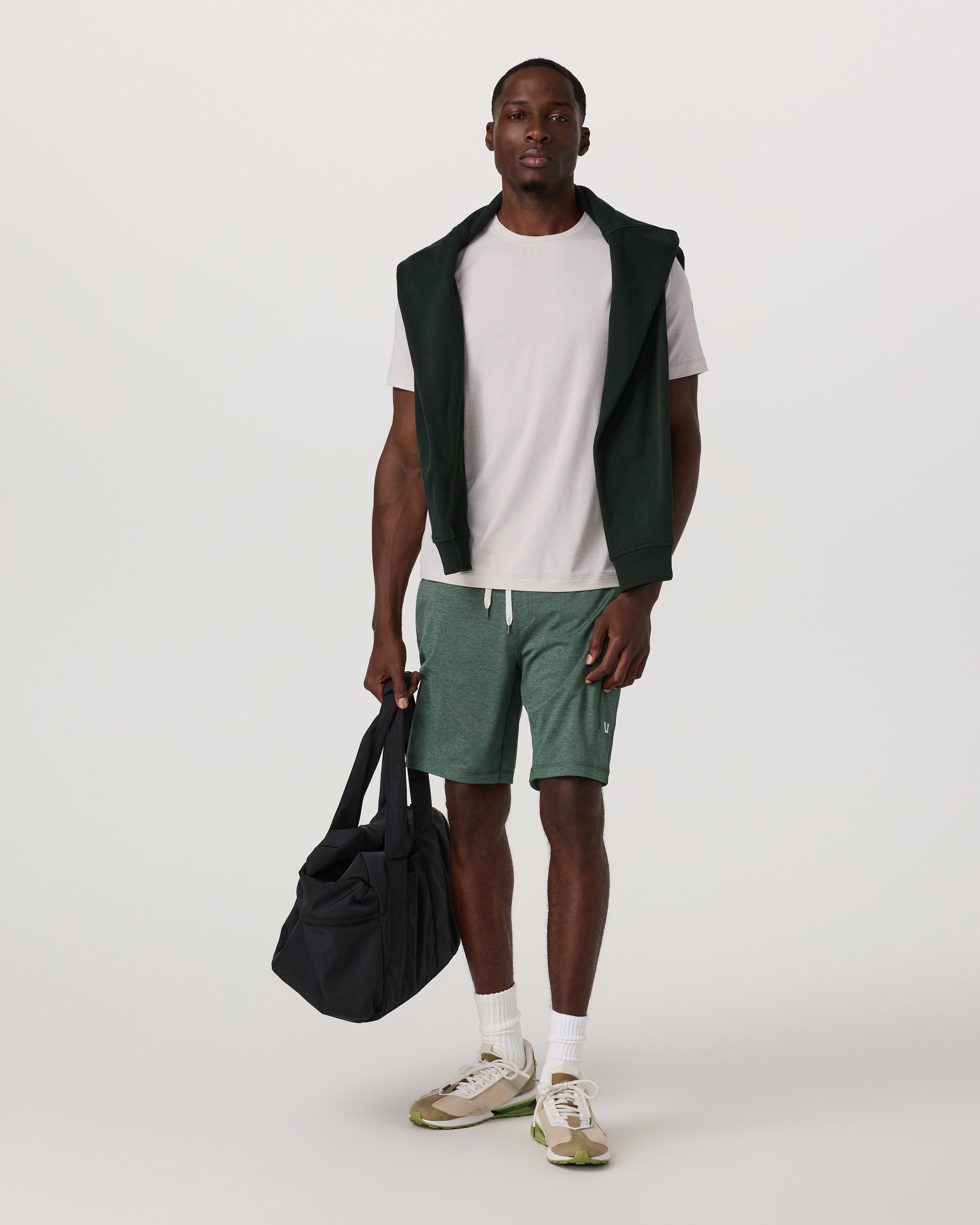 Vuori Sunday Performance Short 8