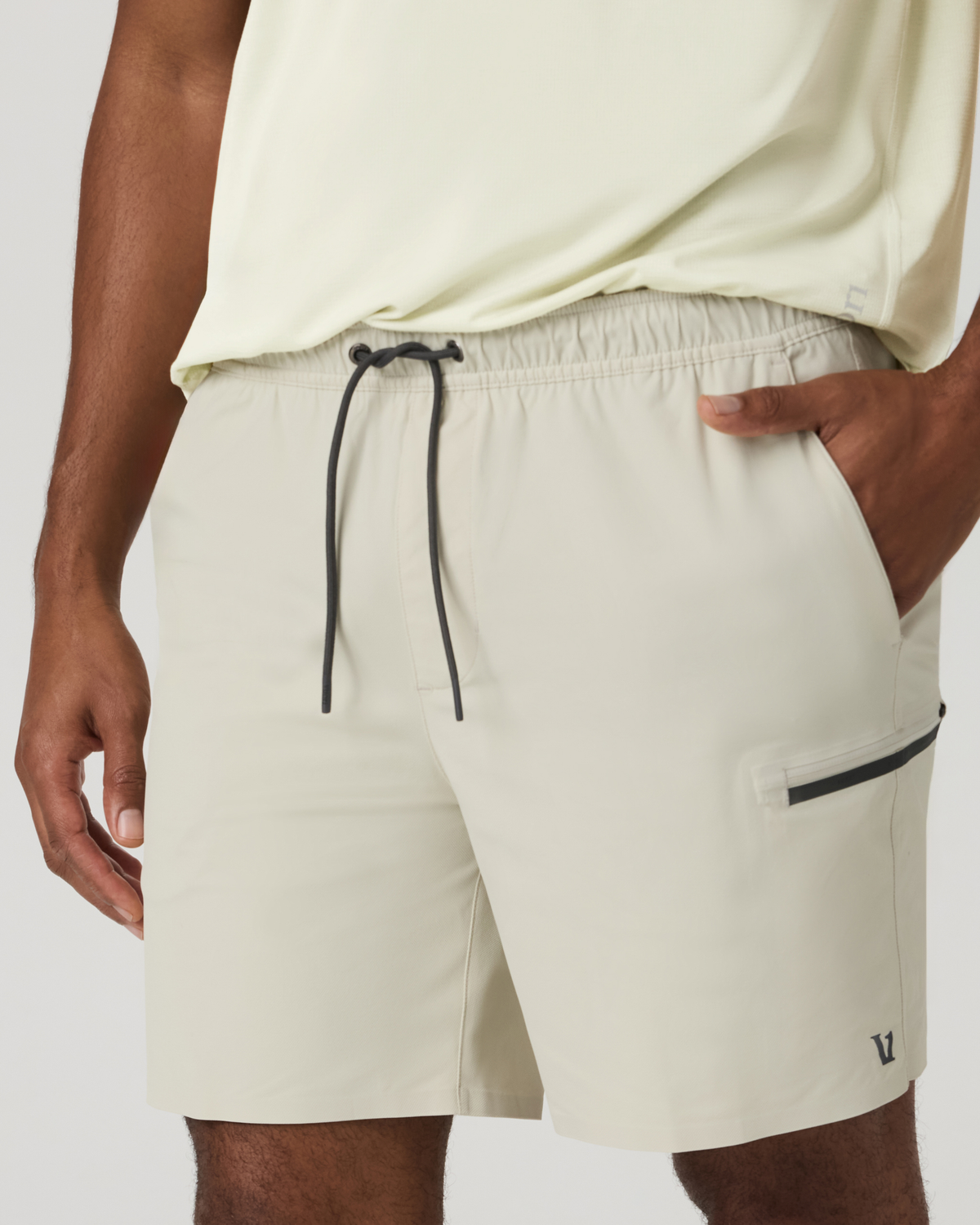 Vuori Grafton Short Unlined 7