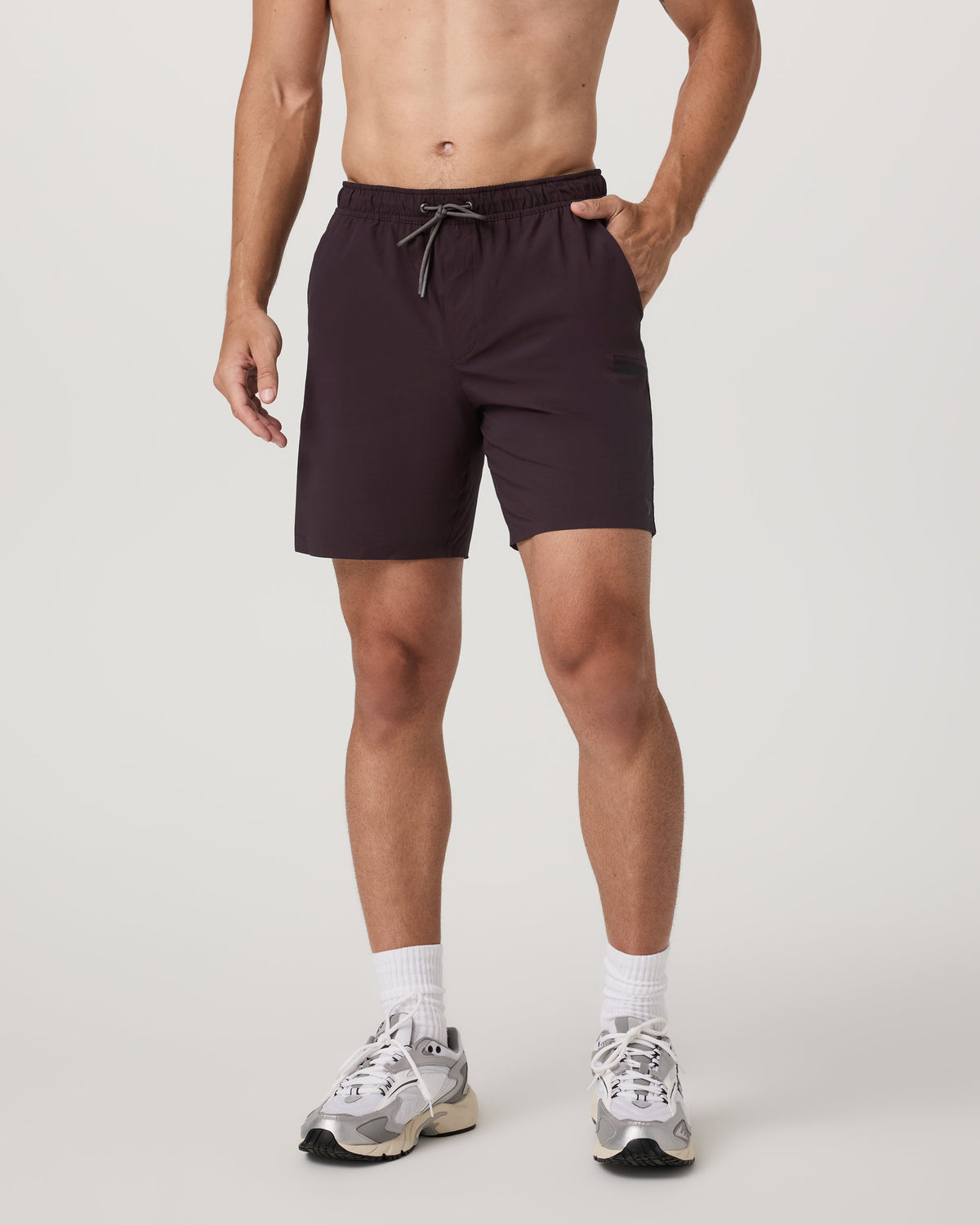 Vuori Grafton Short Lined 7