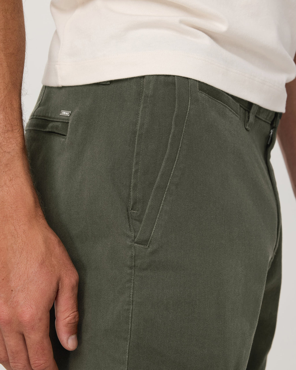 Vuori Fletcher Chino Short 8