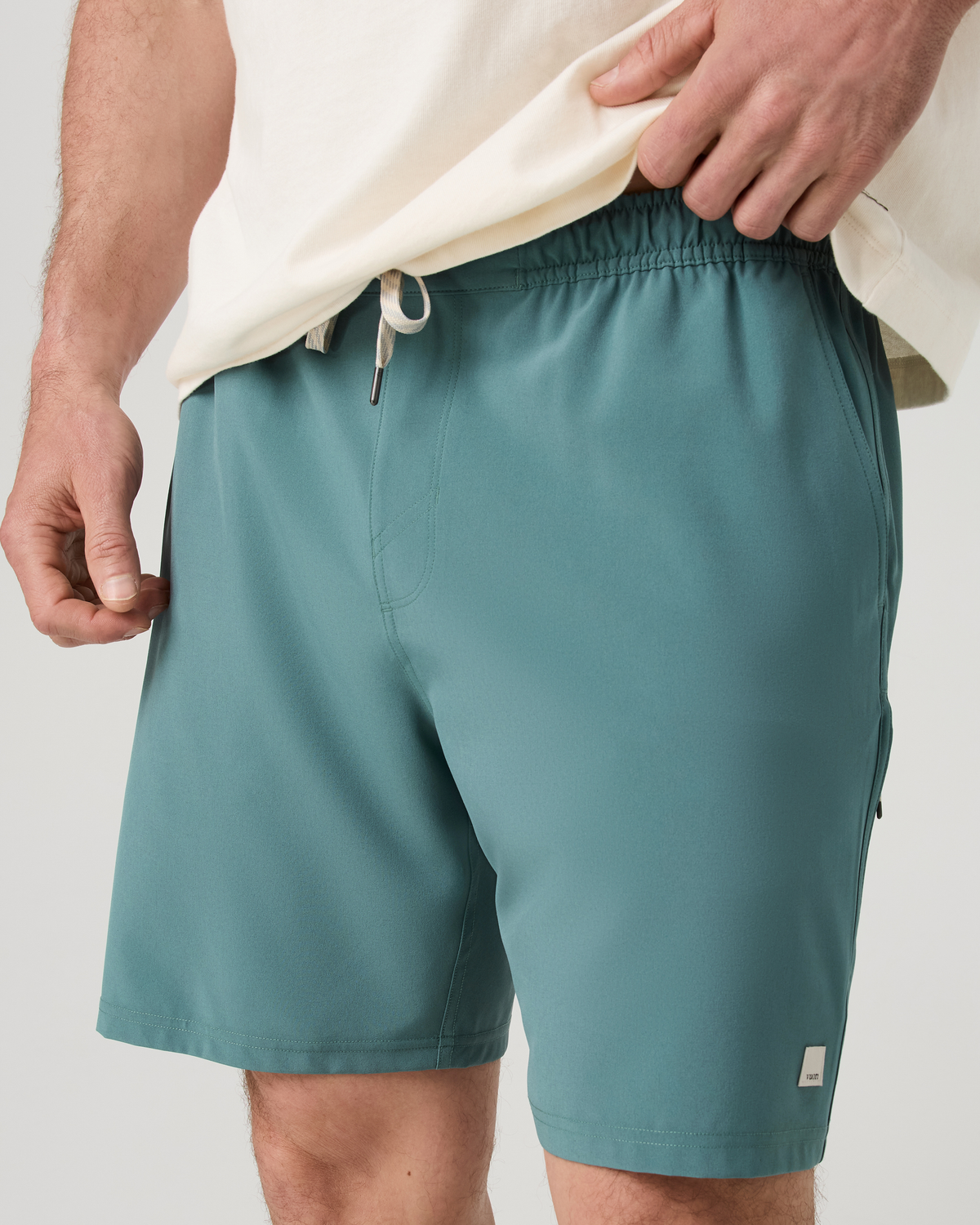 Vuori Banks Session Short Unlined 7