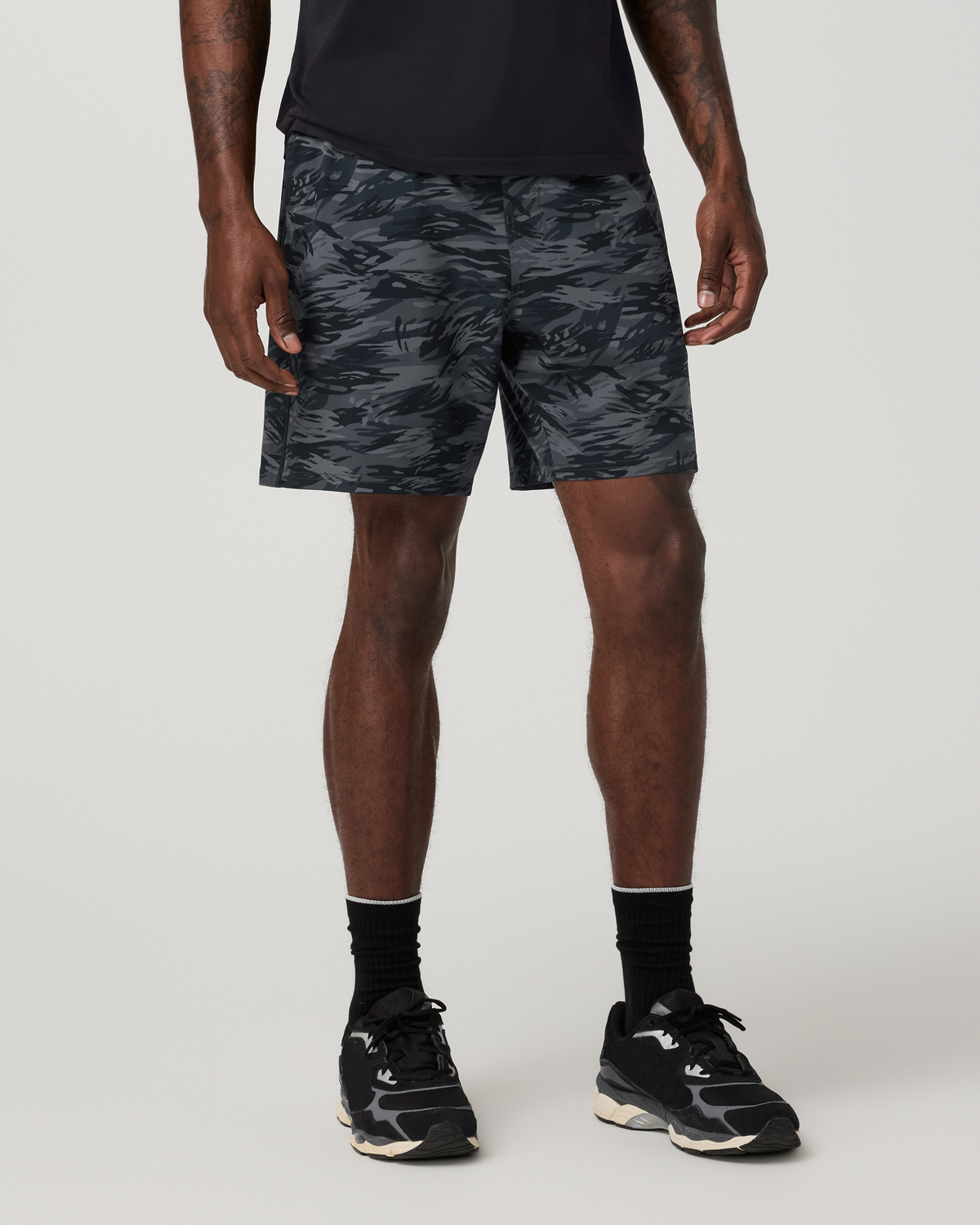 Vuori Banks Session Short Unlined 7