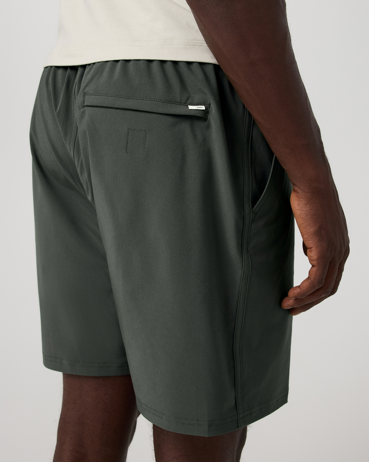 Vuori Banks Session Short Unlined 7