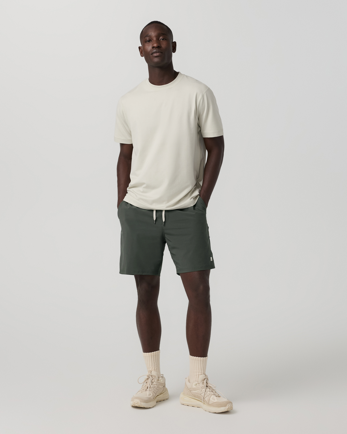 Vuori Banks Session Short Unlined 7