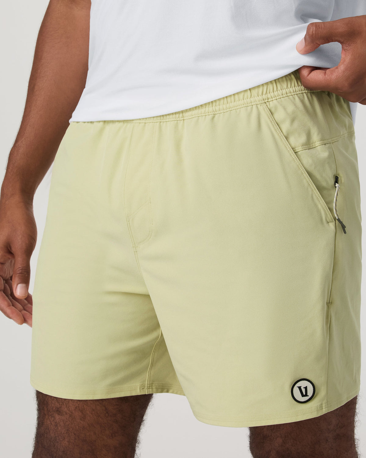 Vuori Maverick Volley Short Lined