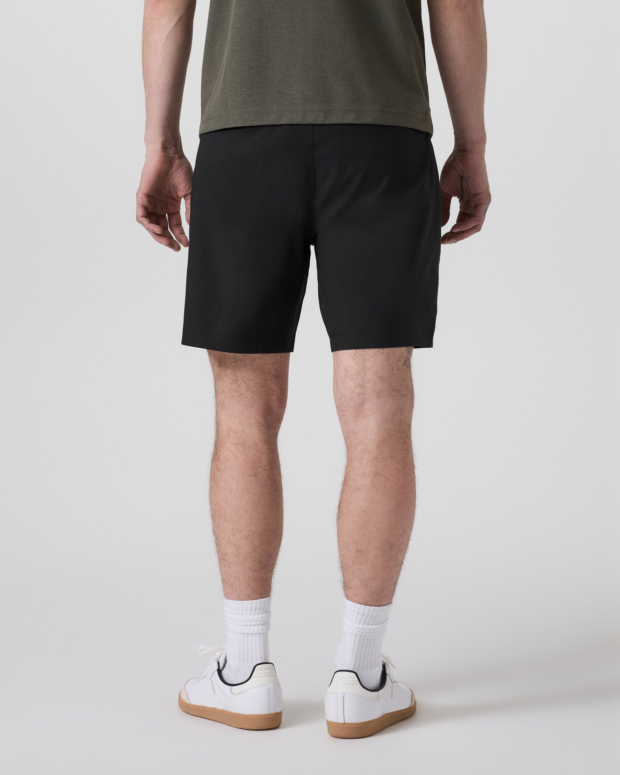 Vuori Cascade Crinkle Elastic Waist Short 8