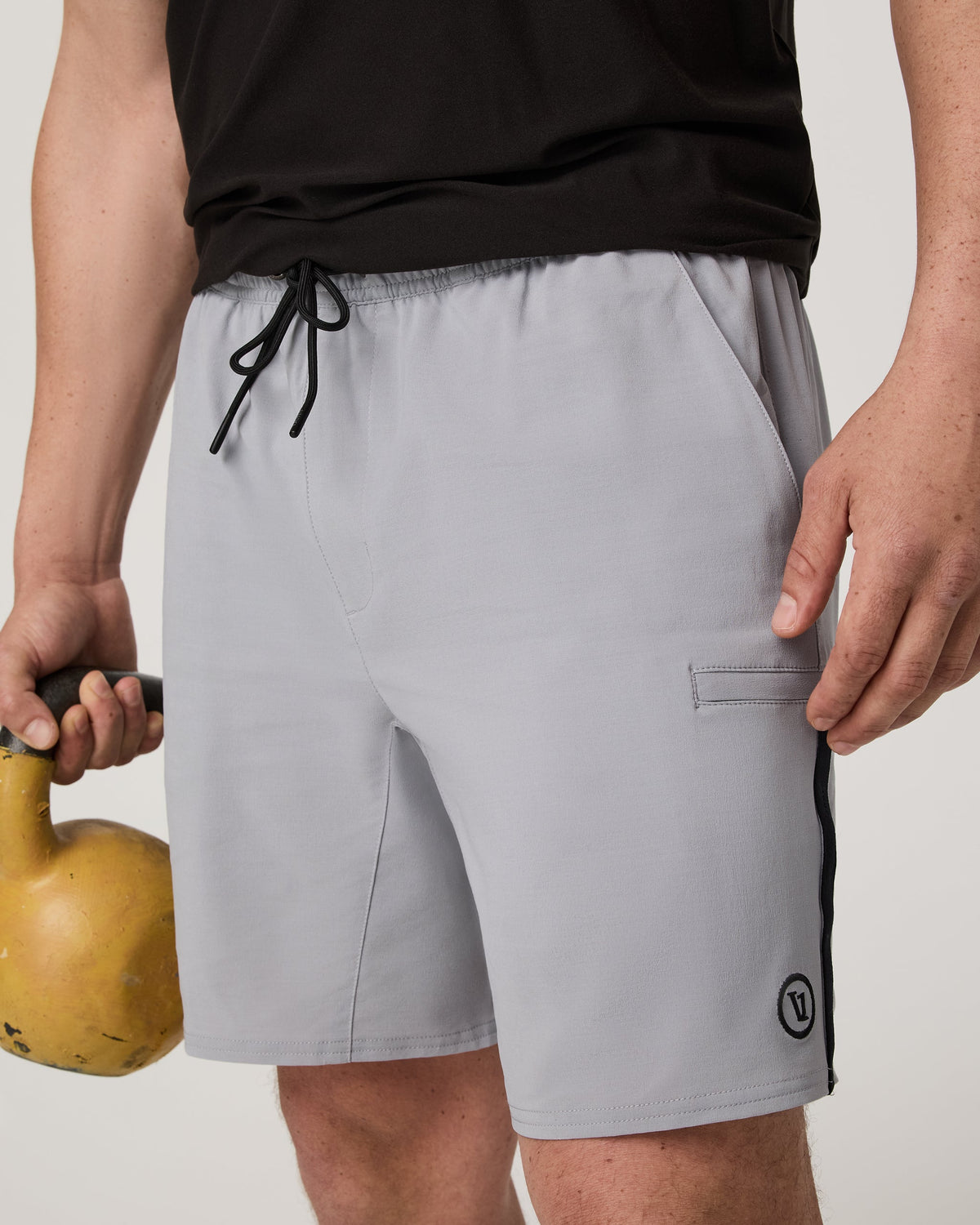Vuori Elevate Kore Utility Short Lined 7