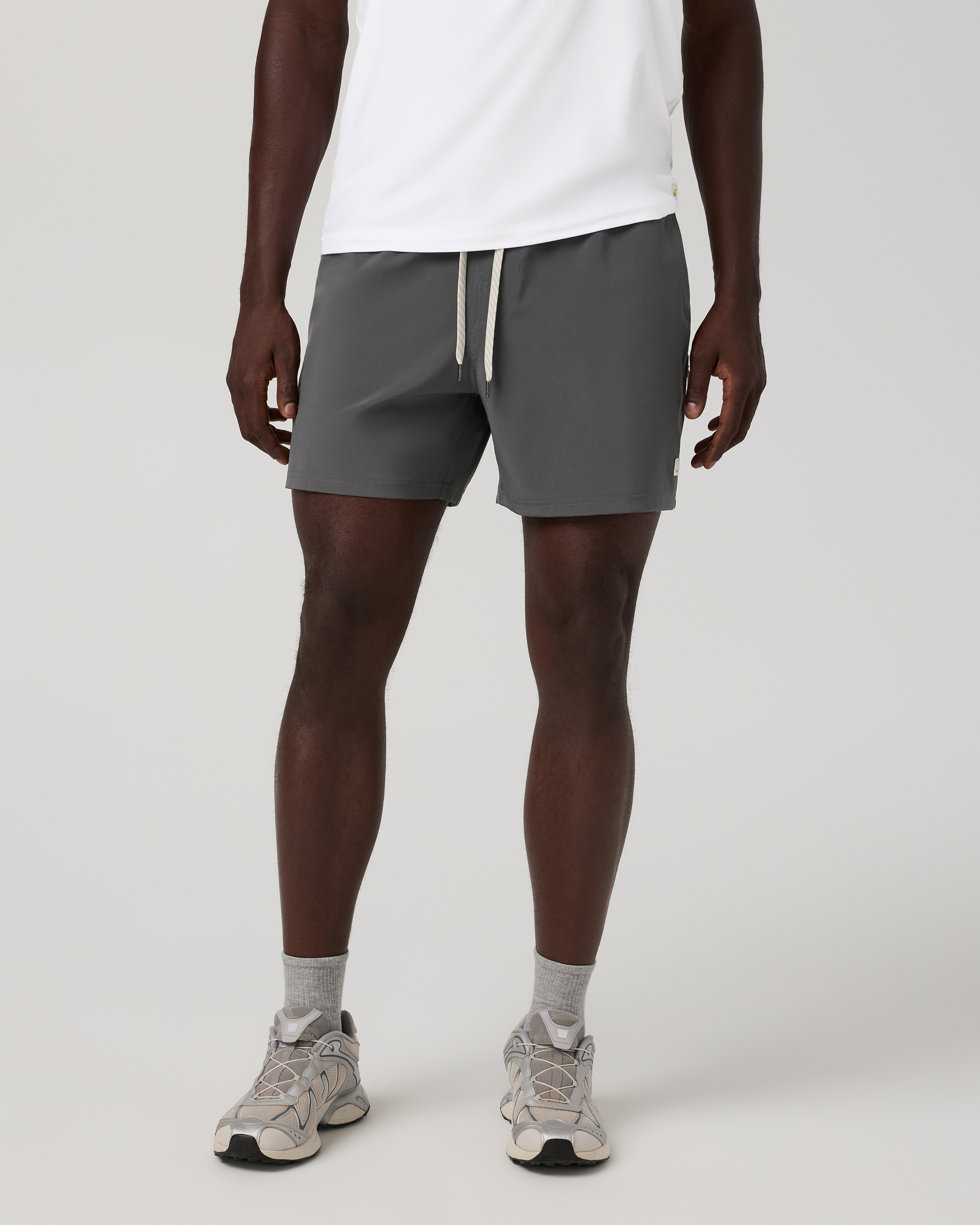 Vuori Banks Session Short Unlined 5