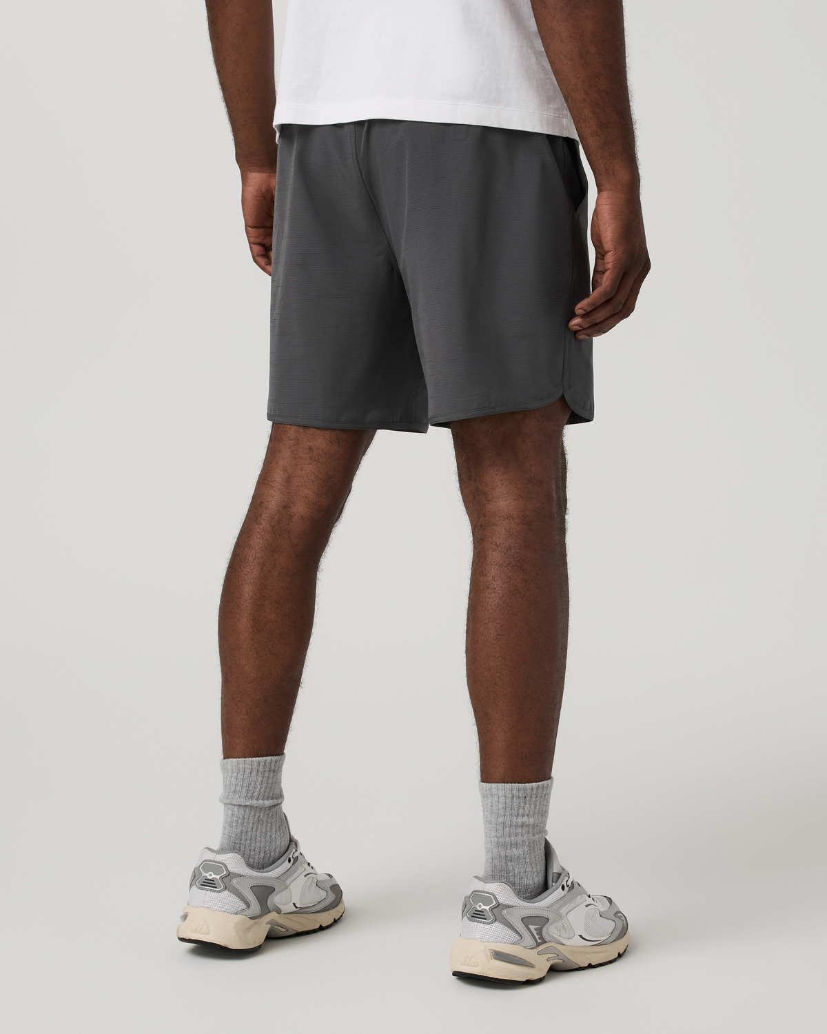 Vuori Banks Short Unlined 7