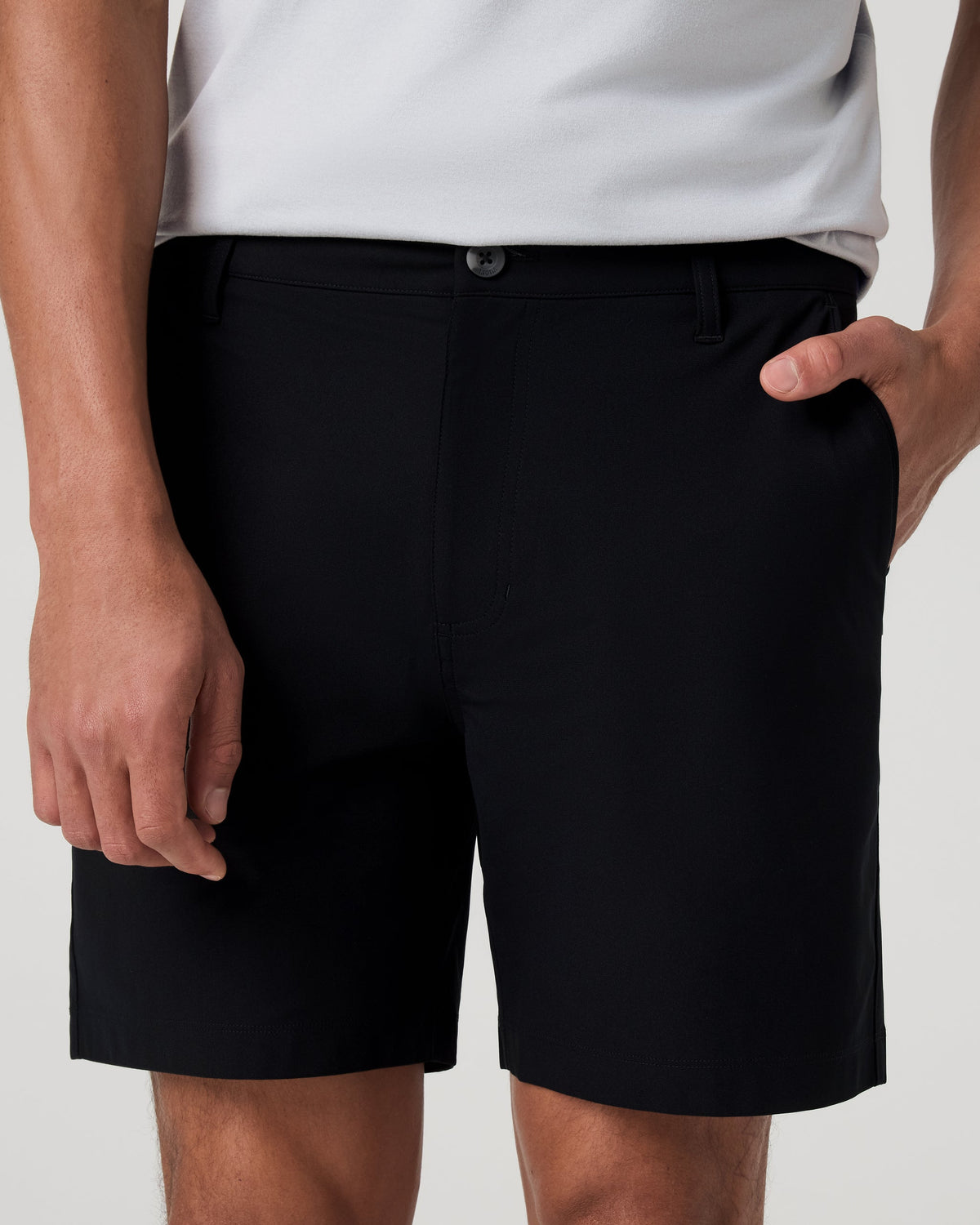 Vuori Meta Short 6